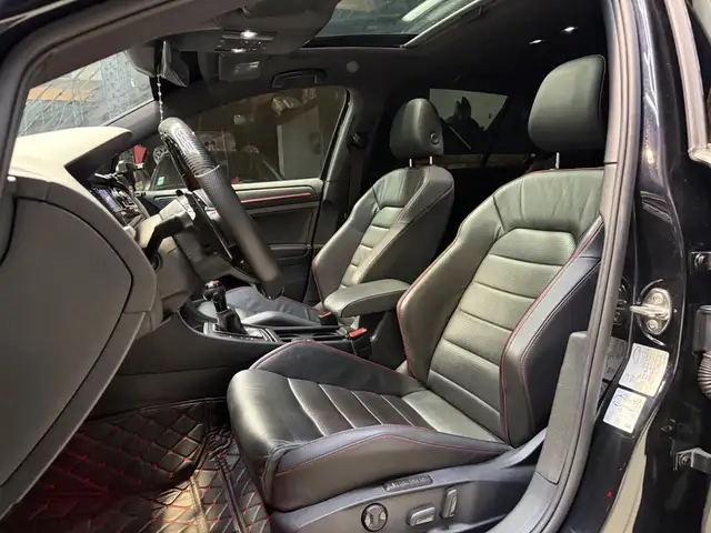 Volkswagen Golf view 7