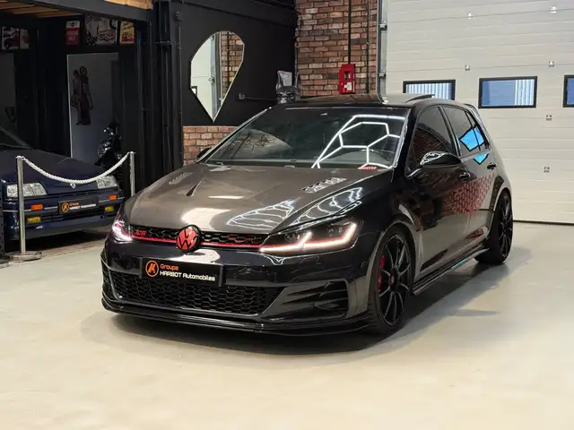 2019 Volkswagen Golf in Black for sale