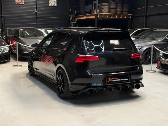 Volkswagen Golf view 4