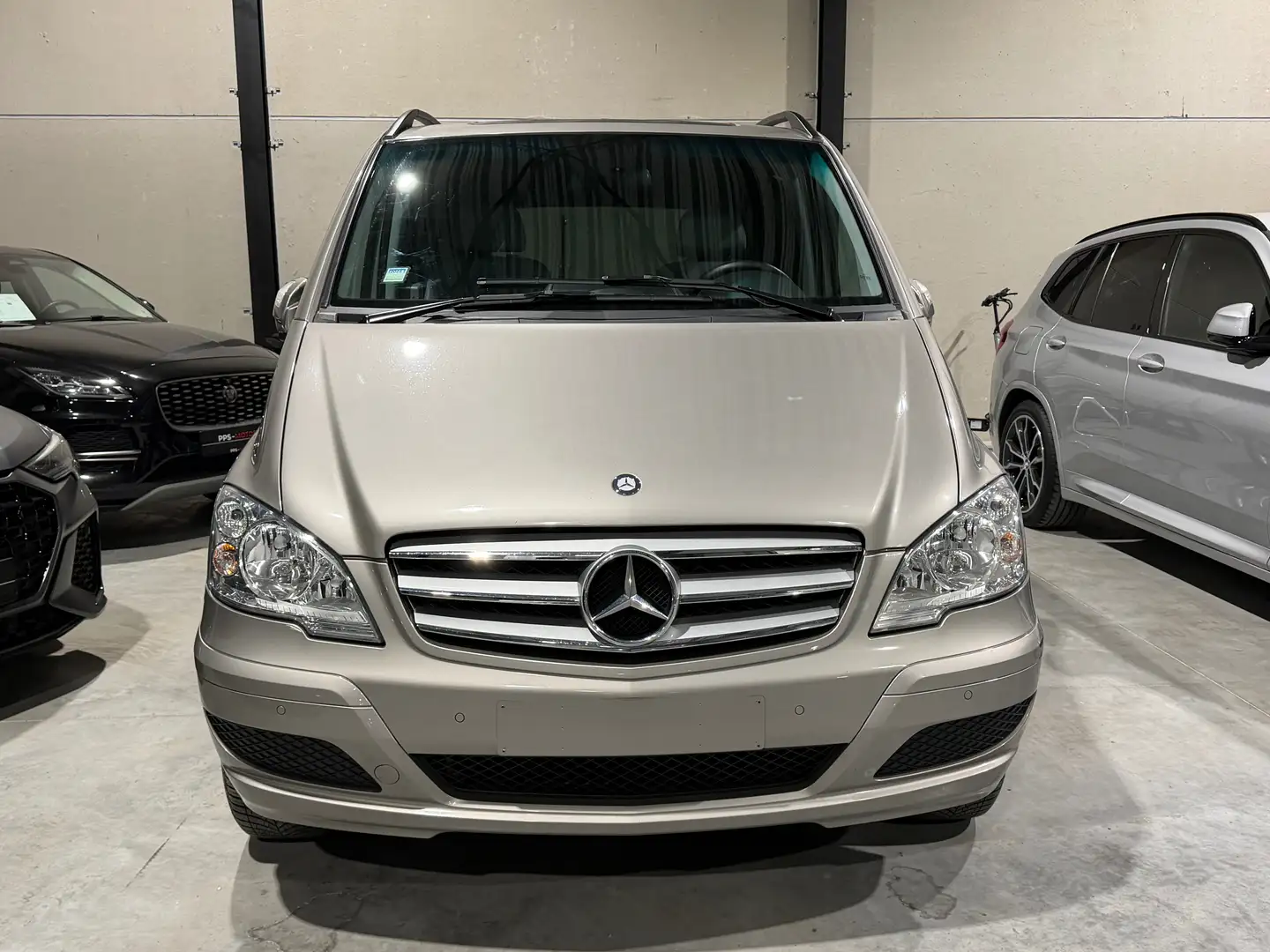 Mercedes-Benz Viano 2.2 CDI 4MATIC Automatik LICHTE VRACHT | BTW Argent - 2