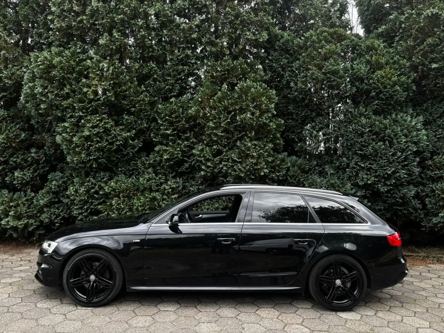 Audi A4 Avant 1.8 TFSI Pro Line S | 3x S-Line | Automaat Nero - 2