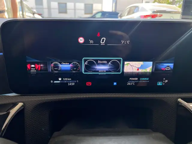 Mercedes-Benz A-Class view 28