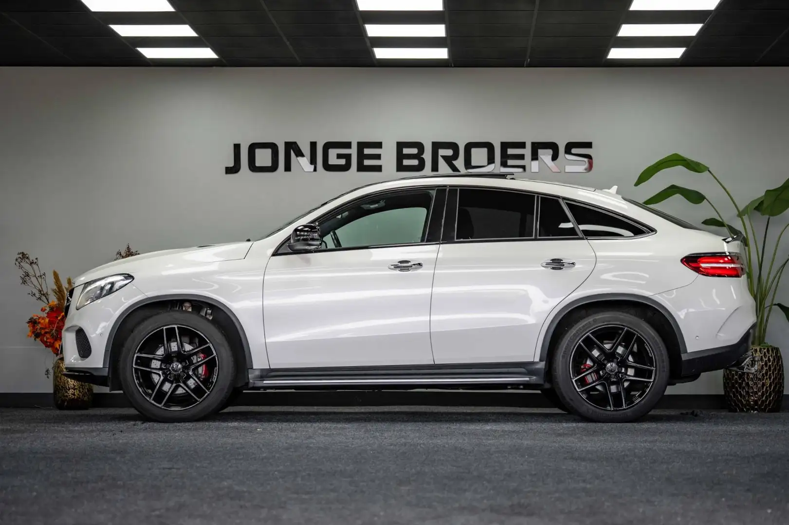 Mercedes-Benz GLE 350 Coupé d 4MATIC |Softclose|Pano|360|Memory|H&K Wit - 2