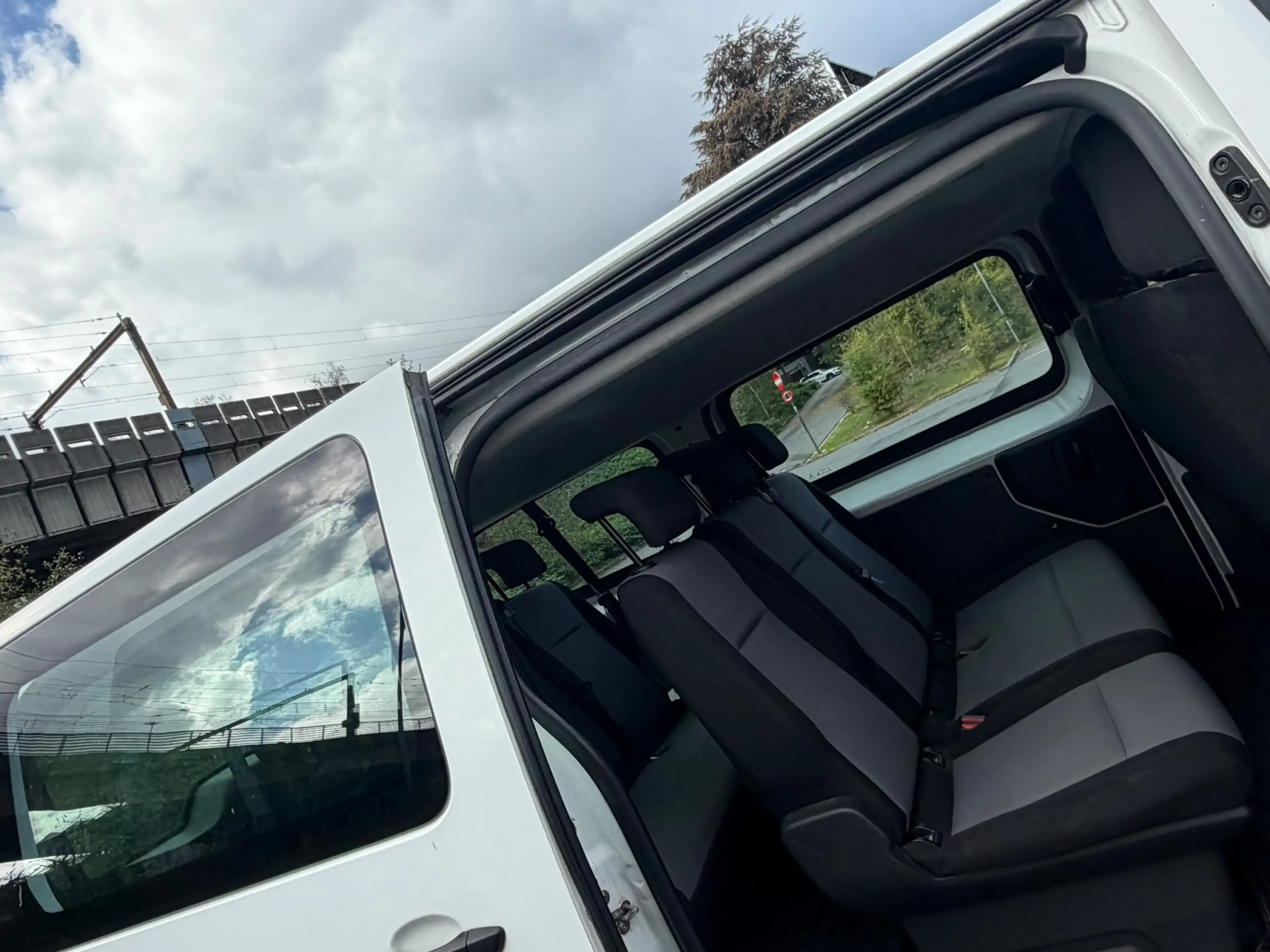 Peugeot Traveller Traveller 1.6 HDI 9 place airco — photo 8