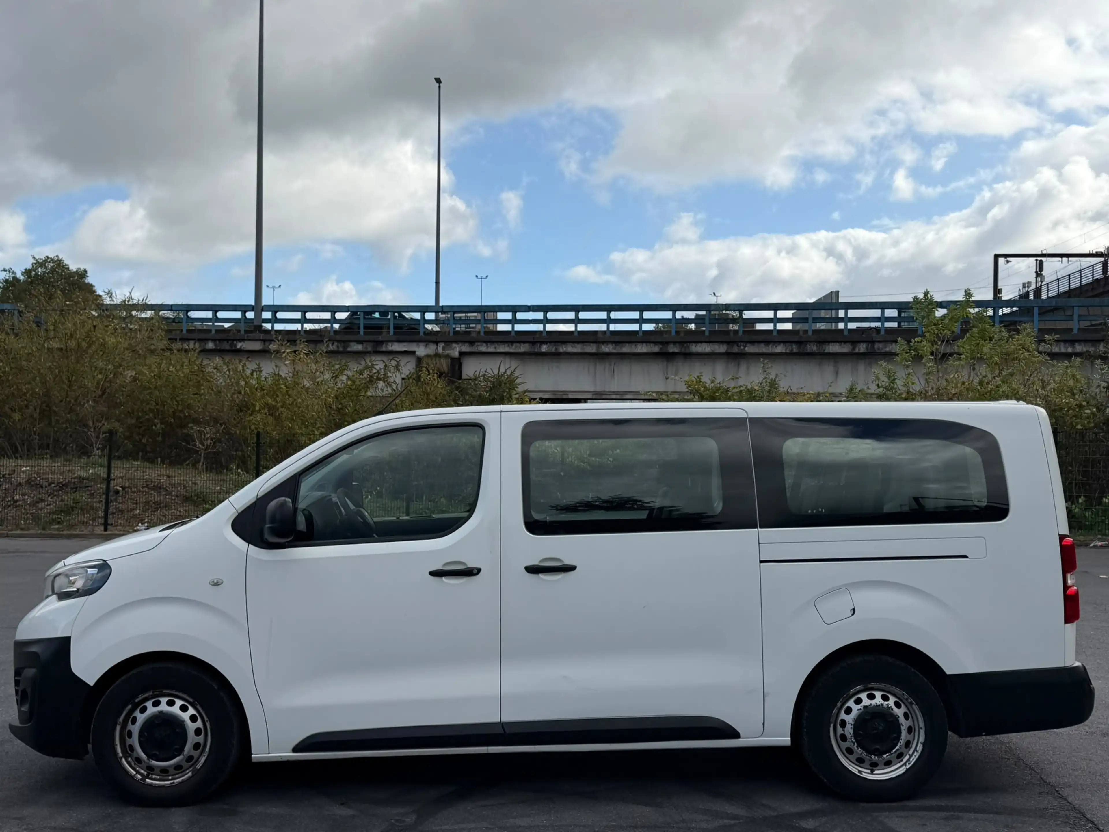 Peugeot Traveller Traveller 1.6 HDI 9 place airco — photo 15
