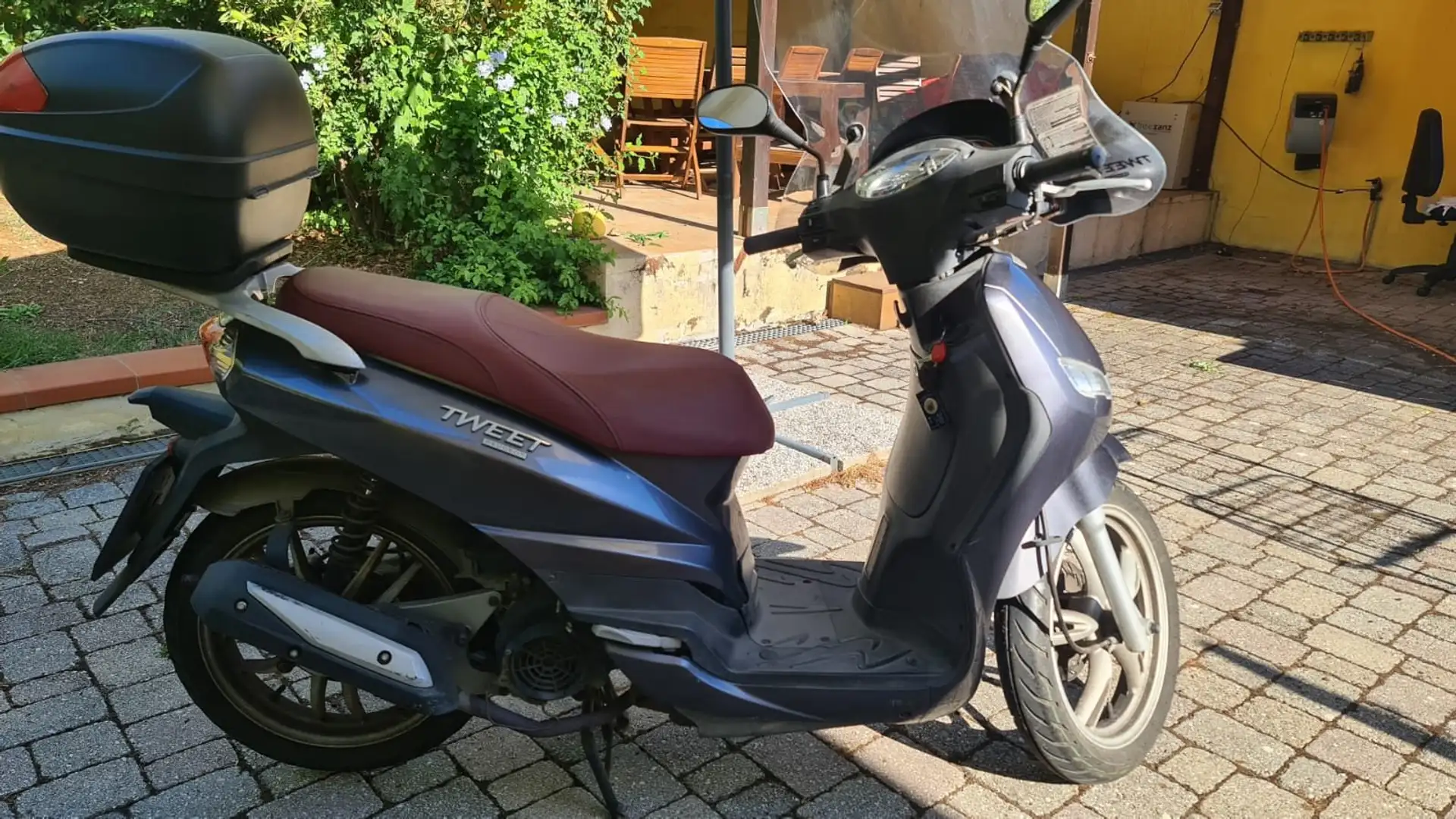 Peugeot Tweet 125 Сірий - 1