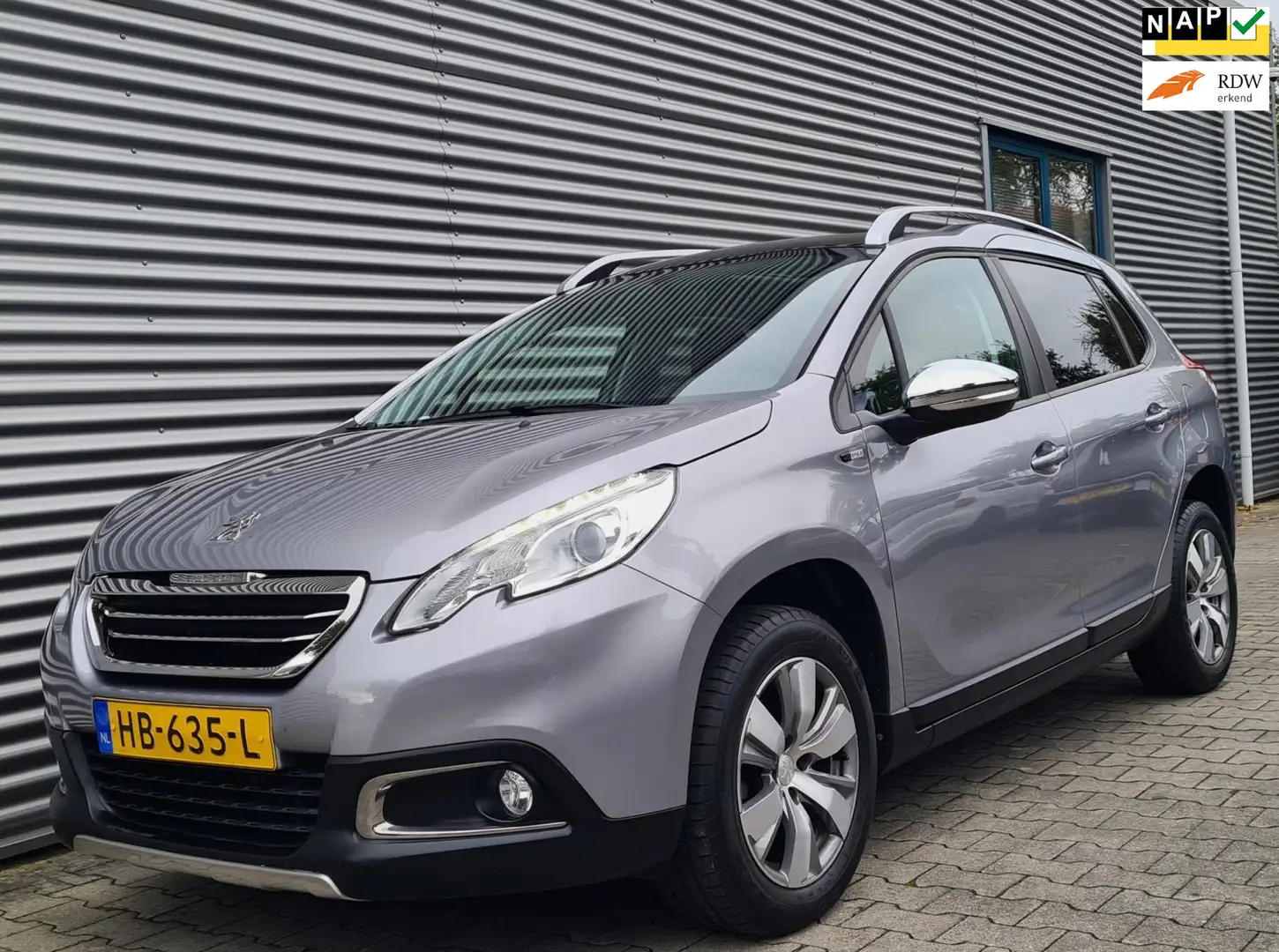 Peugeot 2008 1.2 PureTech Style 09-2015 Gris Artense Acier Meta Grijs - 1