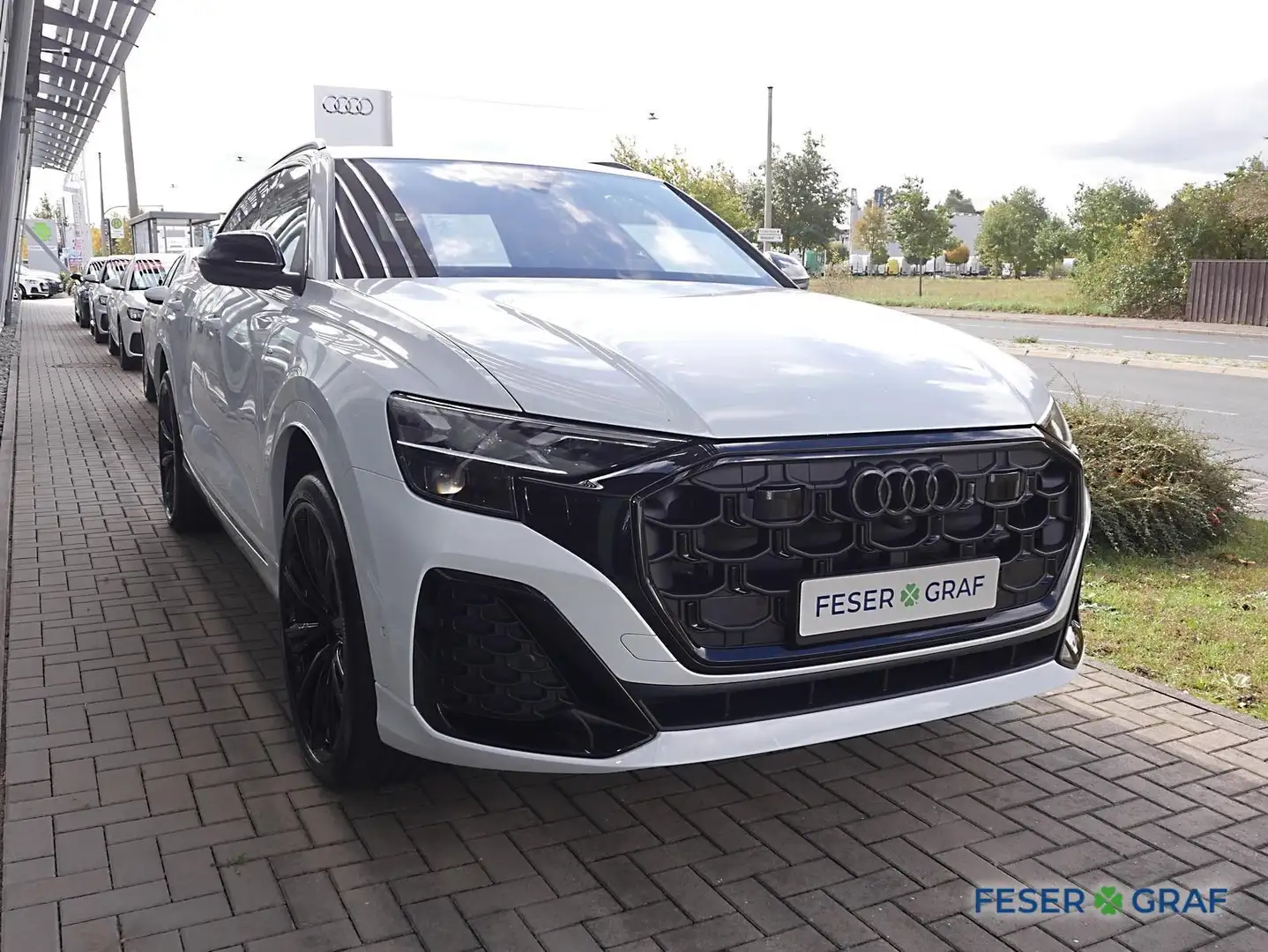 Audi Q8 SUV S line business TDI qu. ParkAssist 23" Weiß - 2