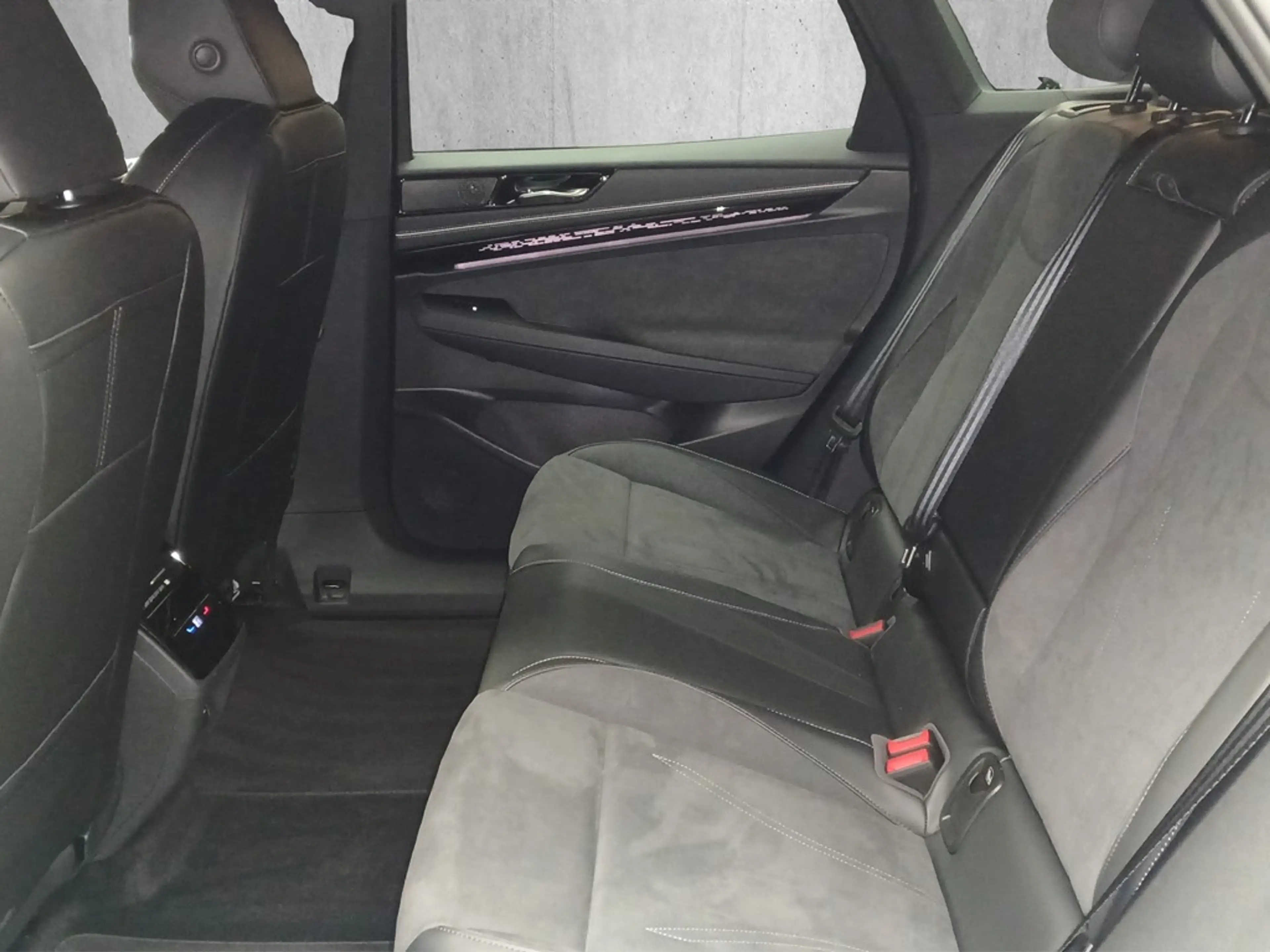 Volkswagen ID.7 Tourer Pro S 210 kW (286 PS) — photo 12