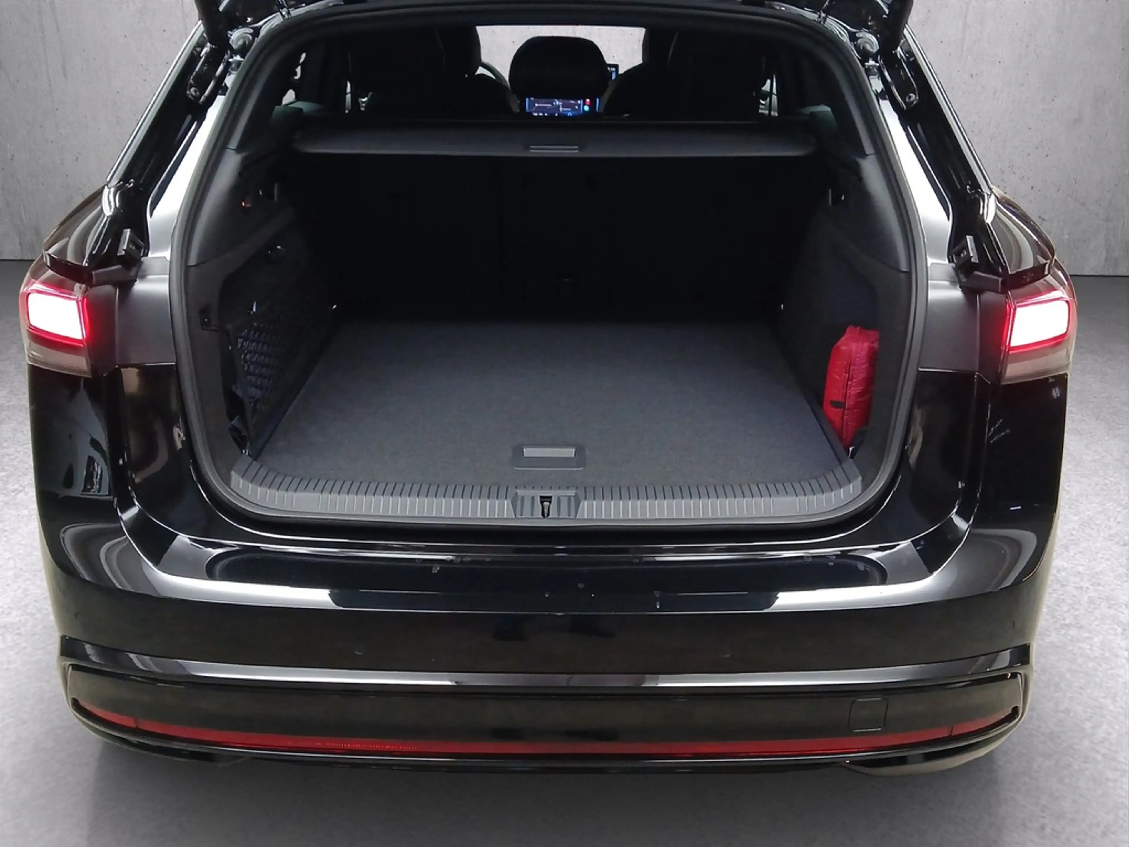Volkswagen ID.7 Tourer Pro S 210 kW (286 PS) — photo 15