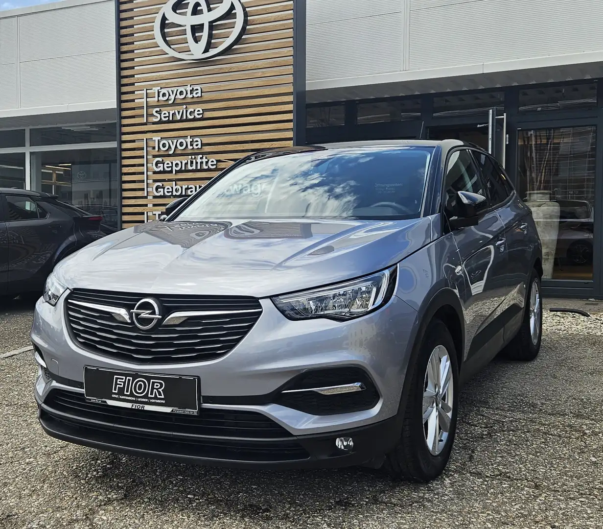 Opel Grandland X Business Edition Grau - 1