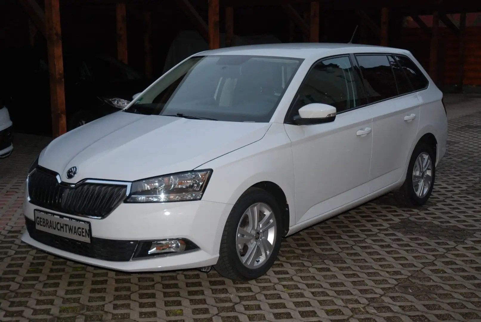 Skoda Fabia Combi Ambition Weiß - 2