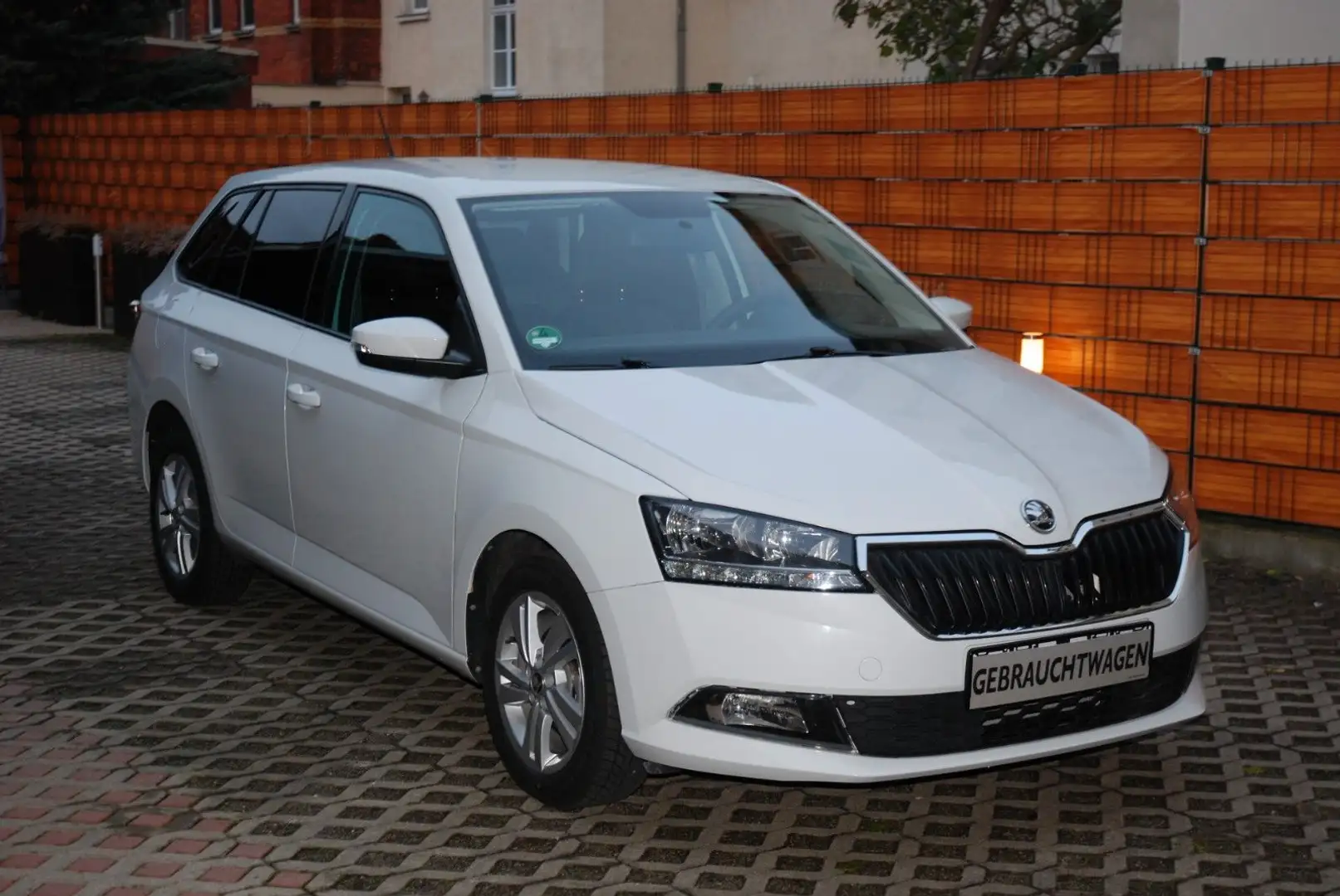 Skoda Fabia Combi Ambition Weiß - 1