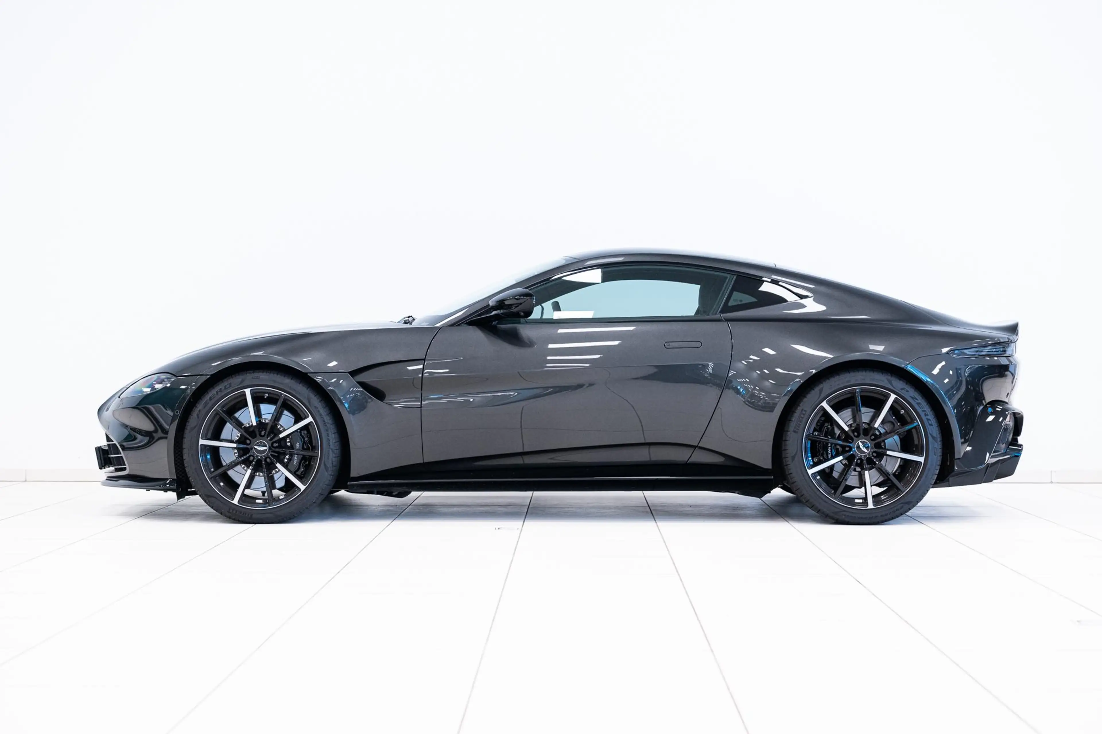 Aston Martin Vantage Coupe | 1e Eigenaar | NL Auto | Incl BPM — photo 15