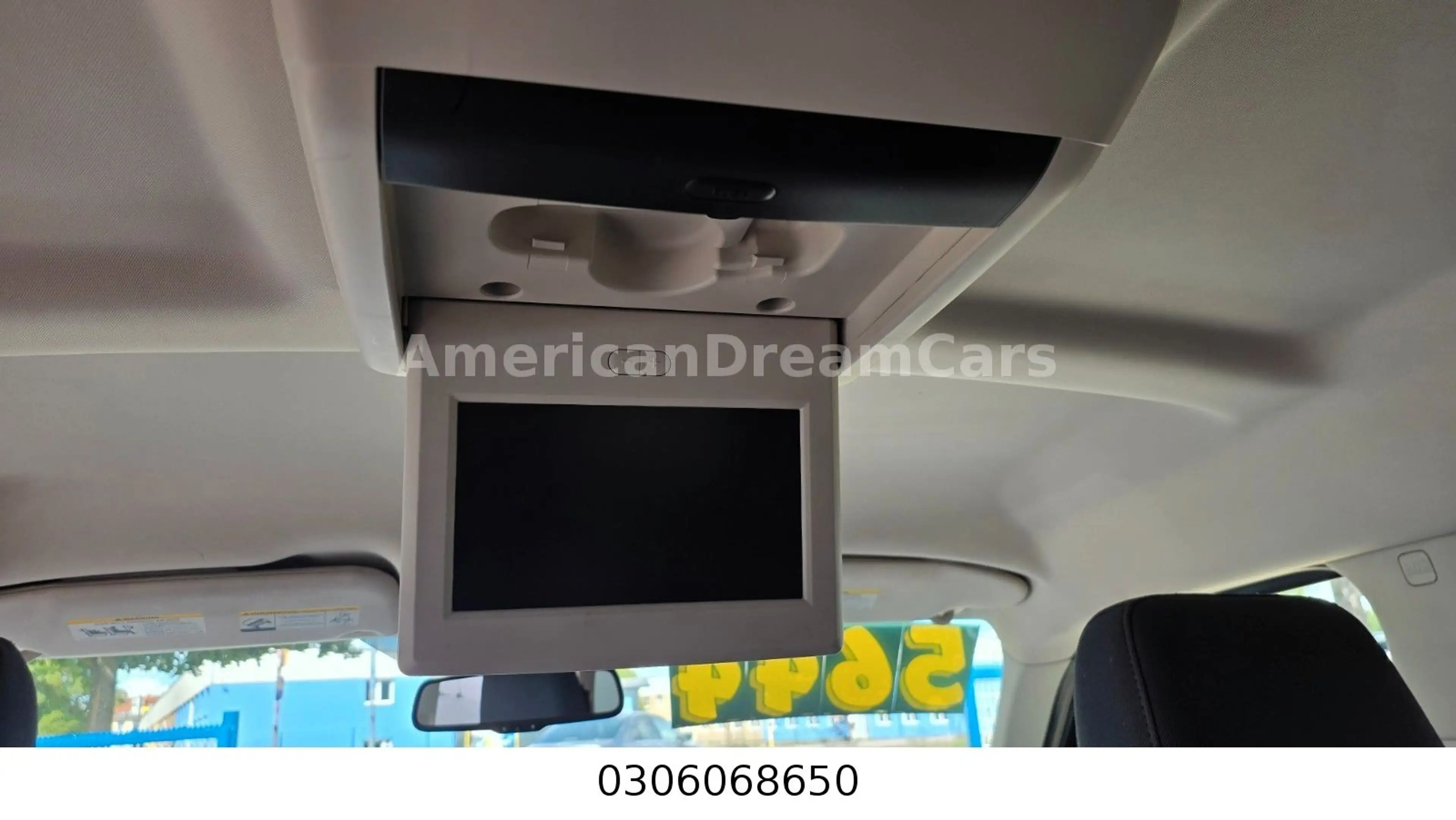 Dodge Nitro SXT — photo 13
