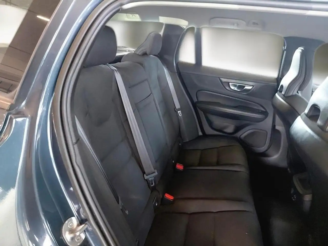 Volvo V60 B4 D AUTOM. MOMENTUM BUSINESS STATION WAGON, миниатюра 11