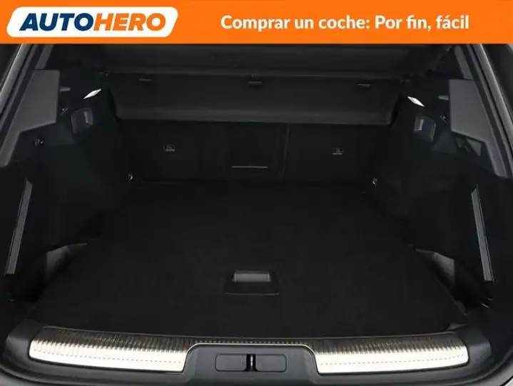 DS 7 Crossback 2021, foto 16