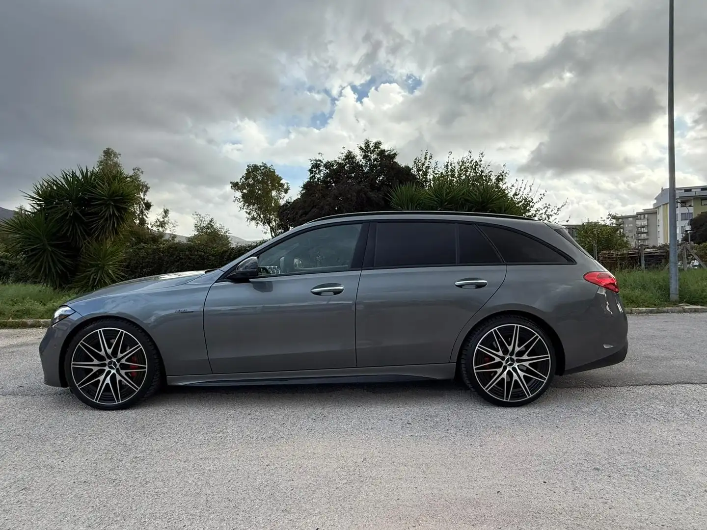 Mercedes-Benz C 43 AMG Classe C-S206 SW 2023 408CV Szary - 2