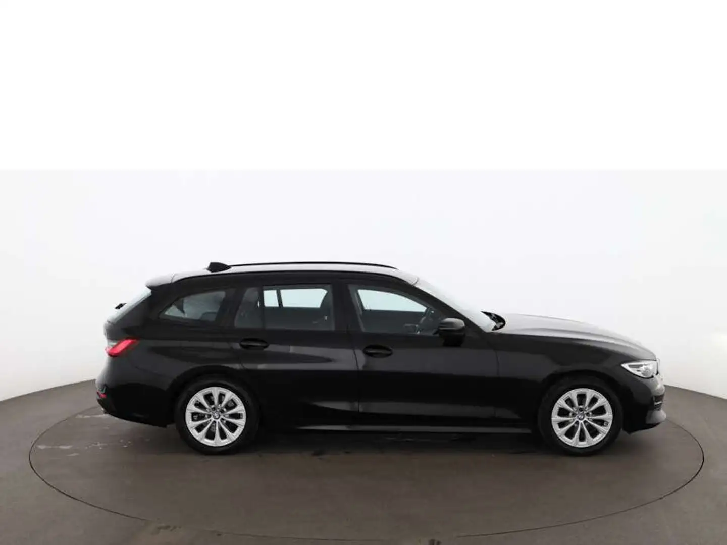 BMW 318 d Touring Advantage Aut LED HEAD-UP NAV ASSIST Schwarz - 2