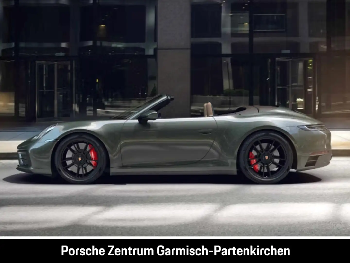 Porsche 992 911 Carrera 4 GTS Cabriolet 360 LenkradHZG Grün - 2