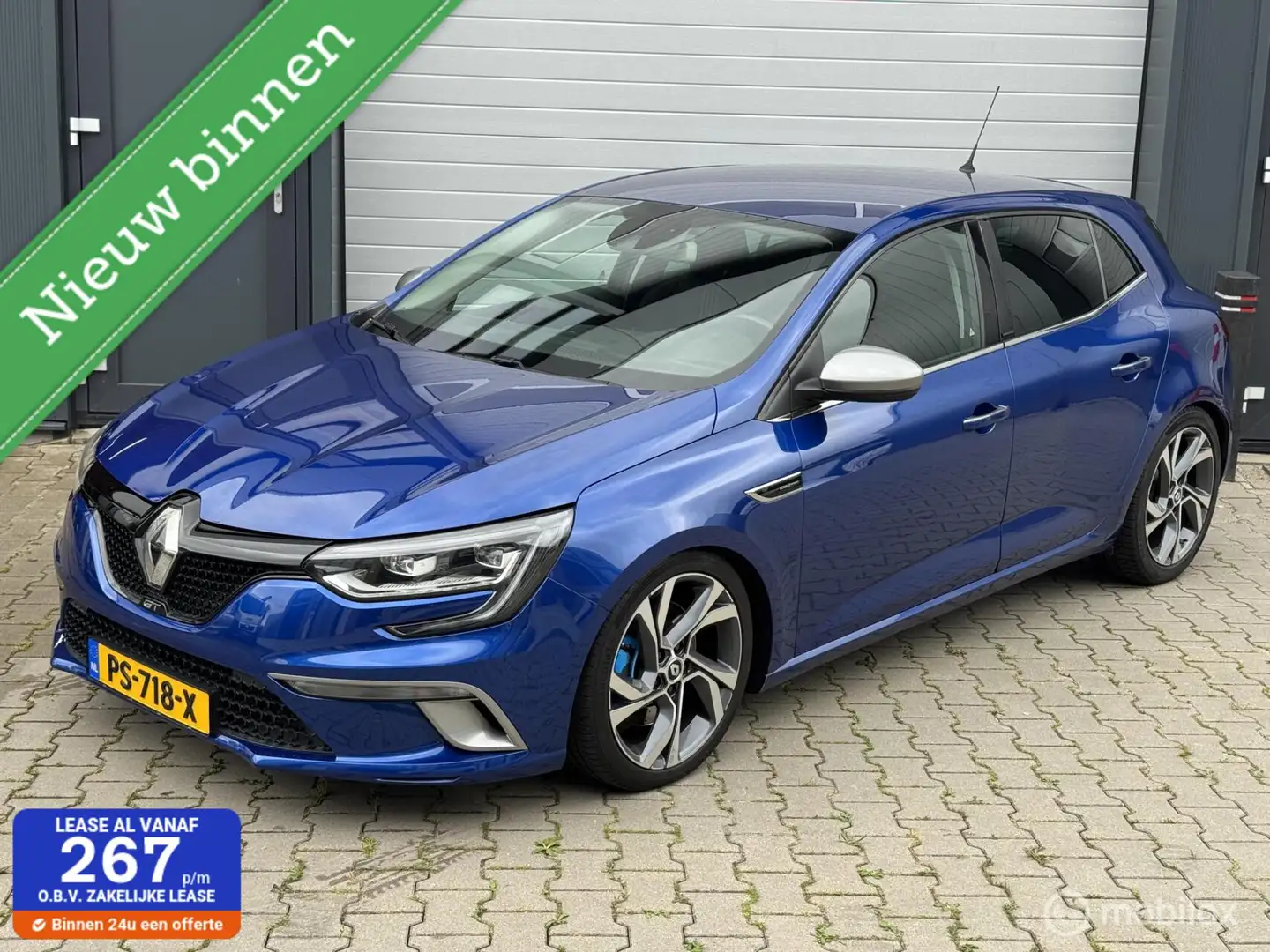 Renault Megane 1.6 TCe GT Blauw - 1