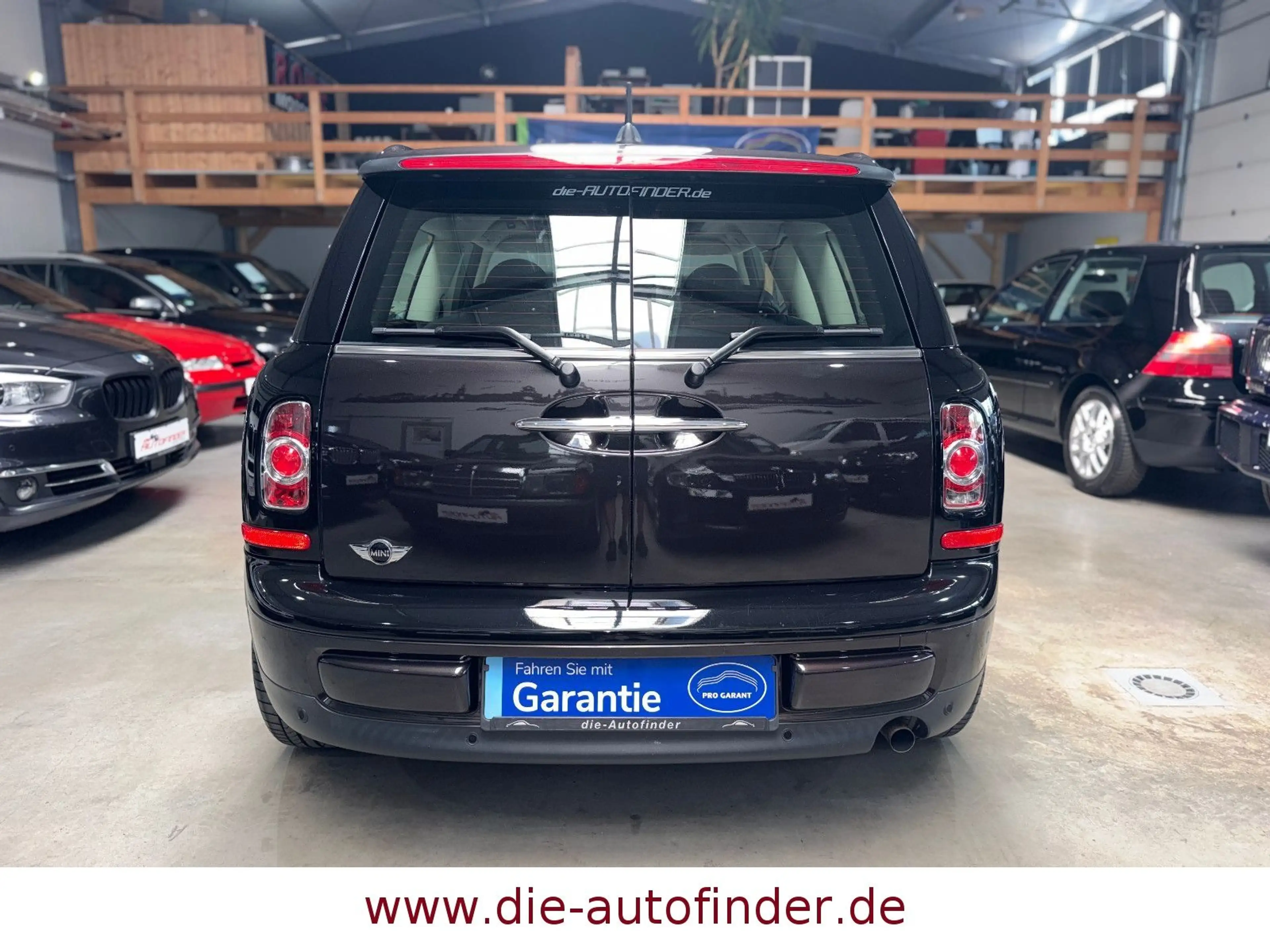 MINI One Clubman Leder,Navi,Panorama,PDC,Sitzh,1.Hand — photo 14