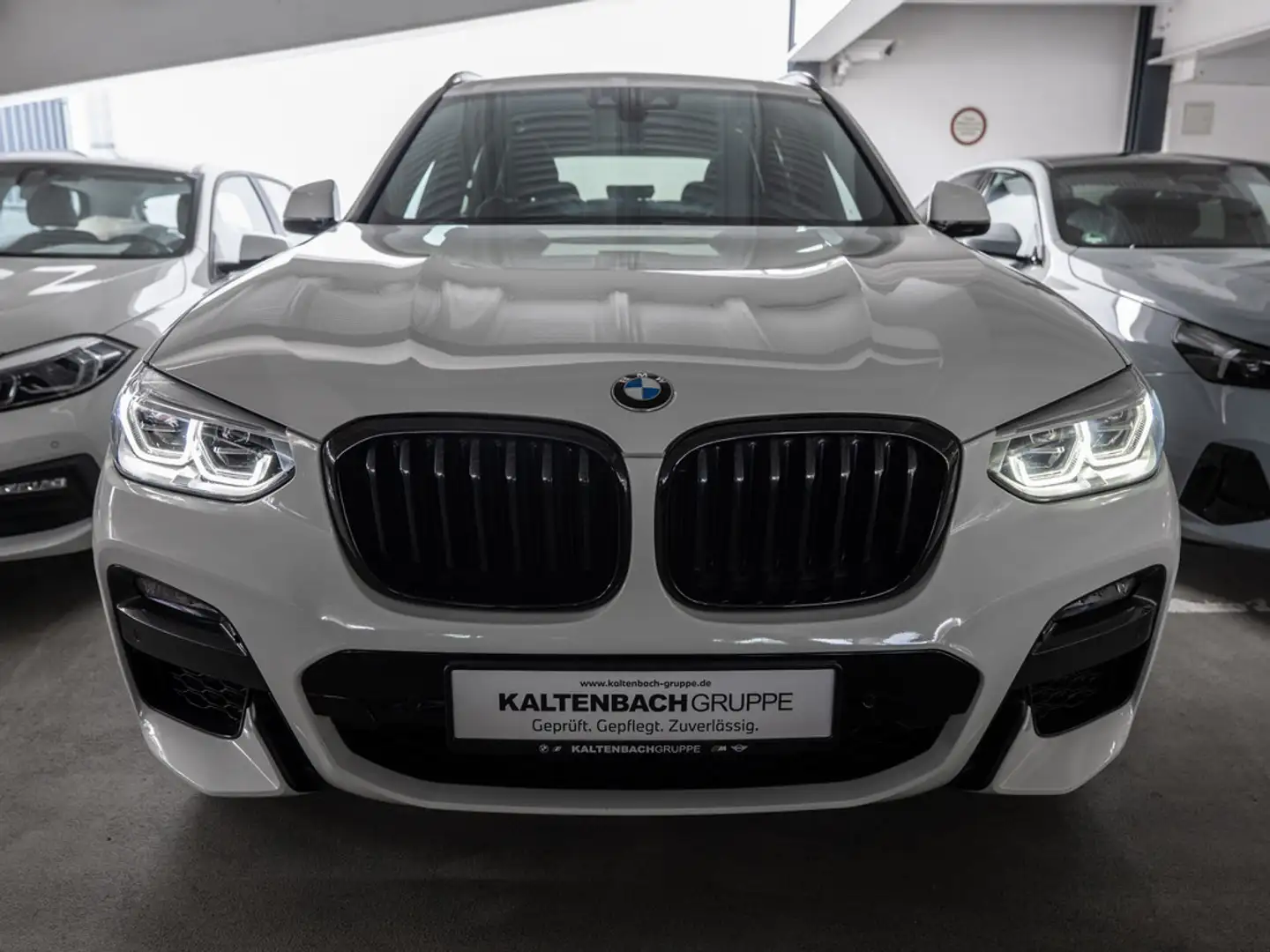 BMW X3 xDrive 20d M-Sport PANO AHK HUD LED NAVI Blanc - 2