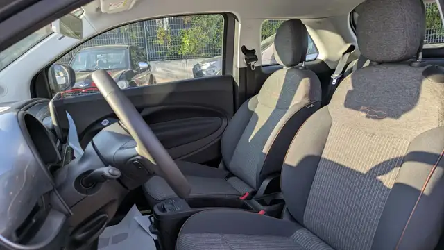 Fiat 500e view 8