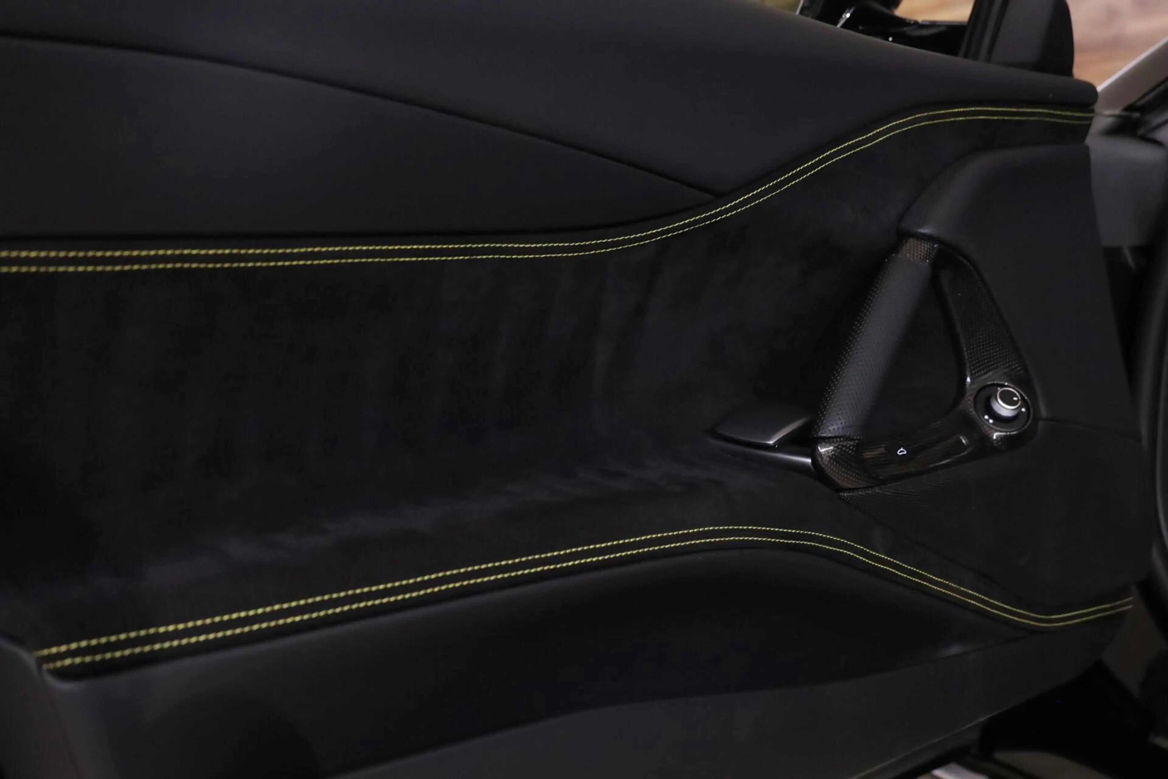 Ferrari 812 GTS 6.5 V12 HELE|Lift|Carbon Velgen|Painted Shield — photo 38