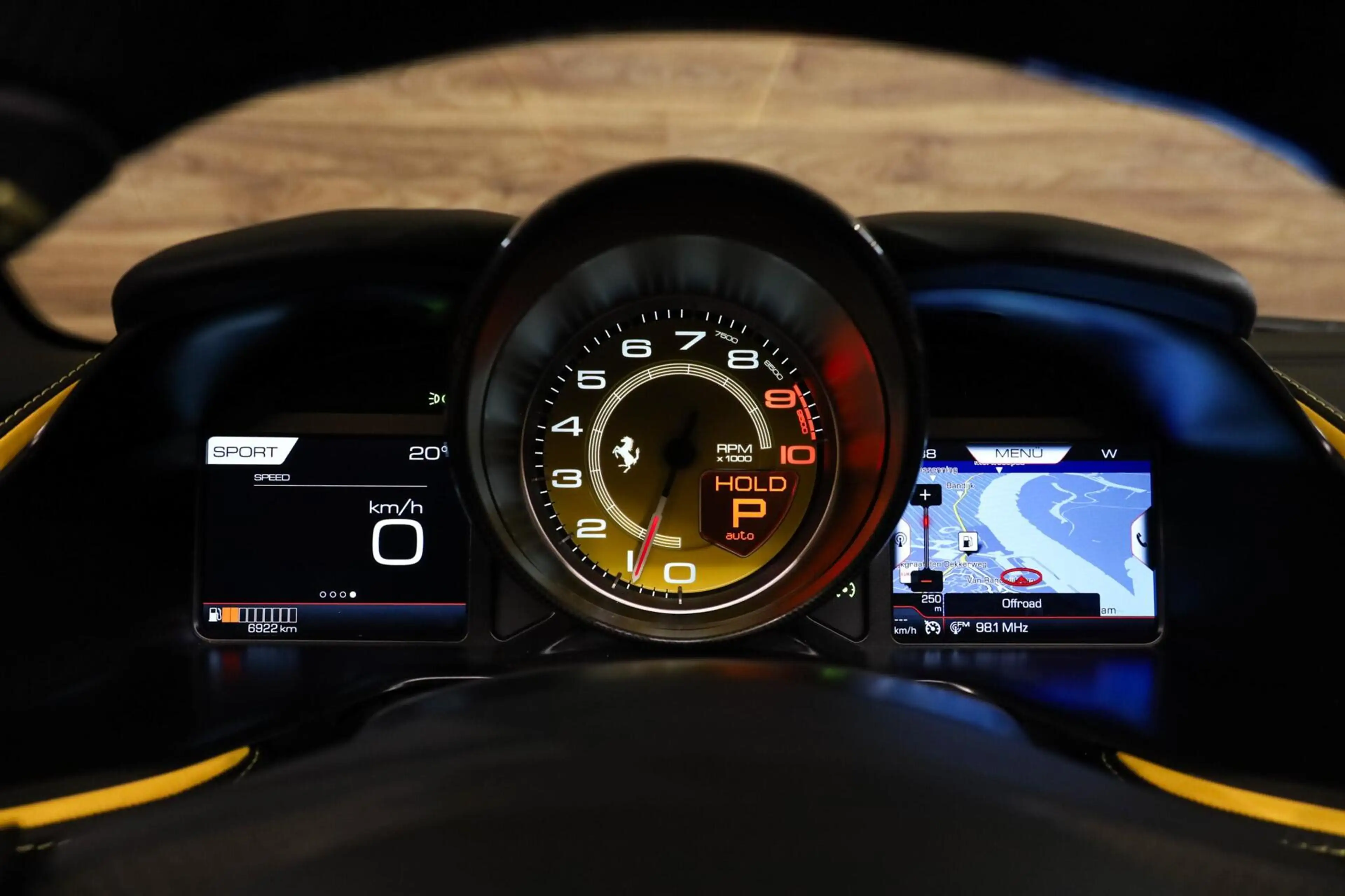 Ferrari 812 GTS 6.5 V12 HELE|Lift|Carbon Velgen|Painted Shield — photo 36