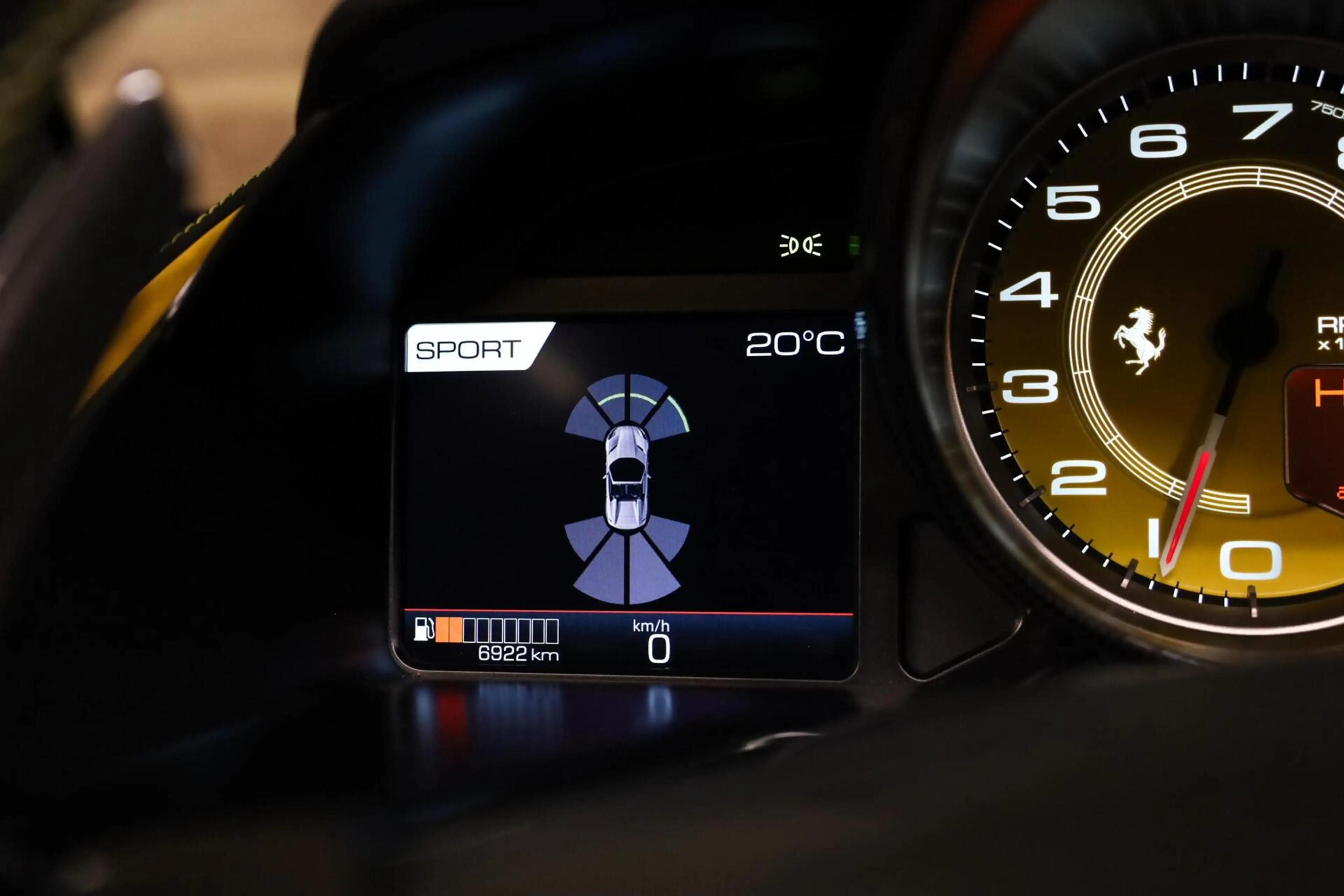 Ferrari 812 GTS 6.5 V12 HELE|Lift|Carbon Velgen|Painted Shield — photo 37