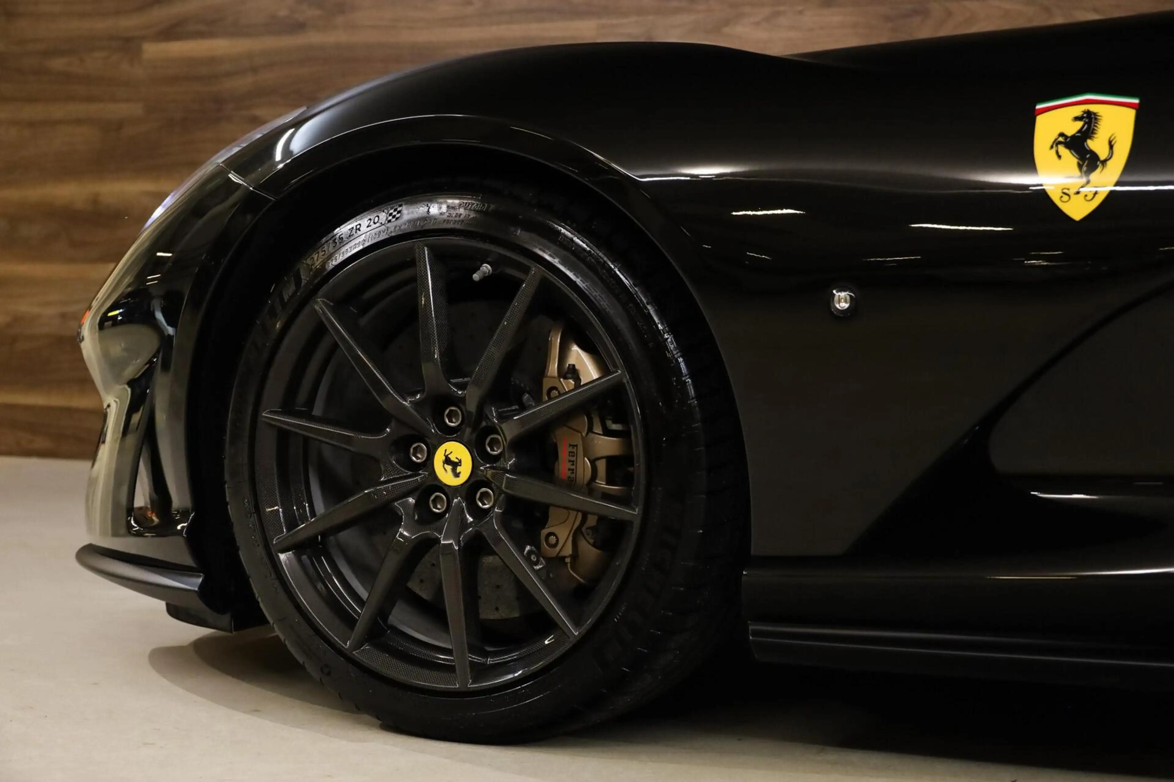 Ferrari 812 GTS 6.5 V12 HELE|Lift|Carbon Velgen|Painted Shield — photo 22