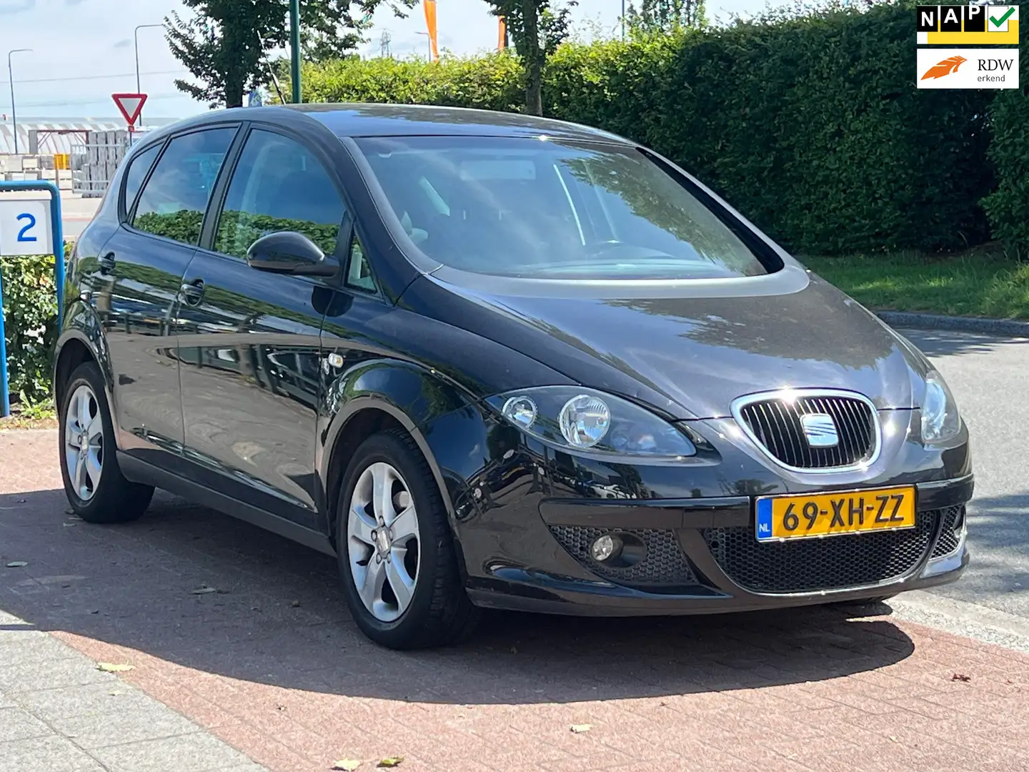 SEAT Altea 1.6 Lifestyle * 98.599KM NAP!! APK 06-2026 Zwart - 1