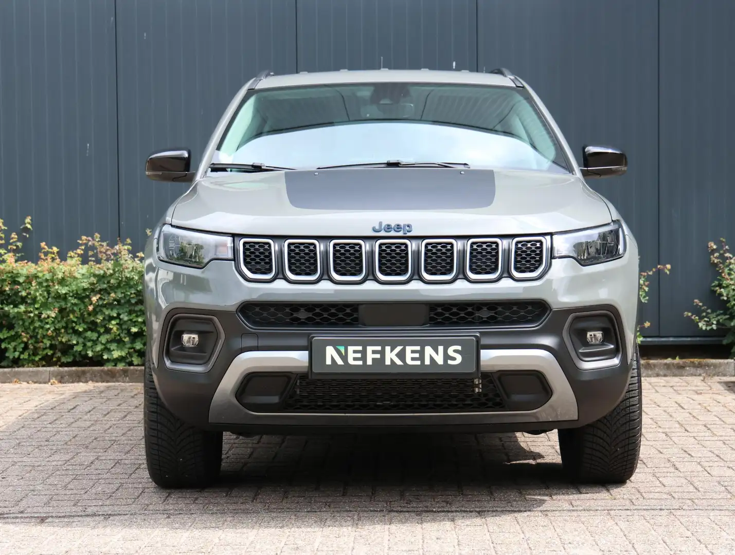 Jeep Compass 4XE 240pk Overland Automaat | Plug-in Hybrid | Ach Grijs - 2