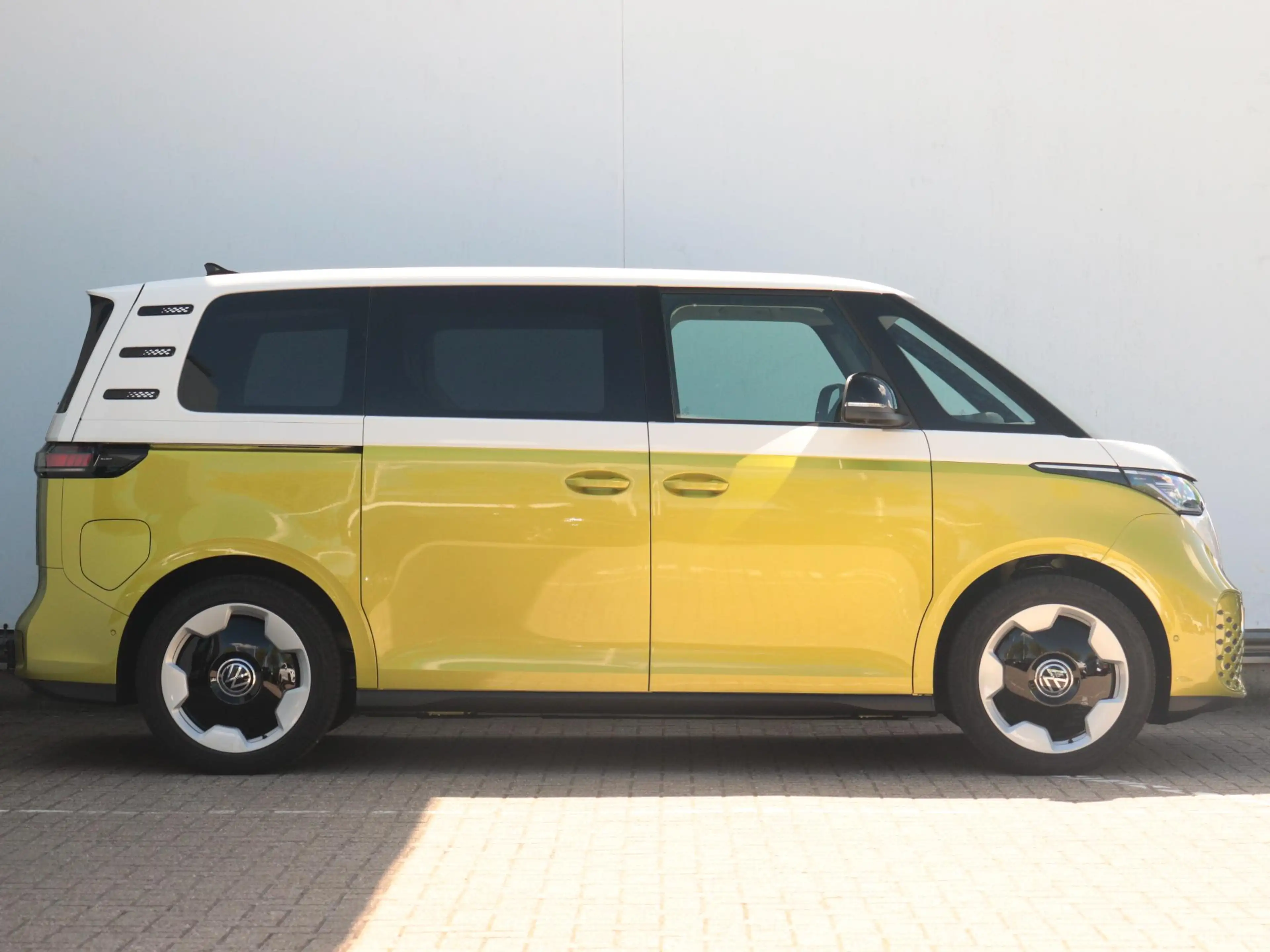 Volkswagen ID. Buzz Pro Bulli Limited 210 kW (286 pk) | Two-tone | Tre — photo 4