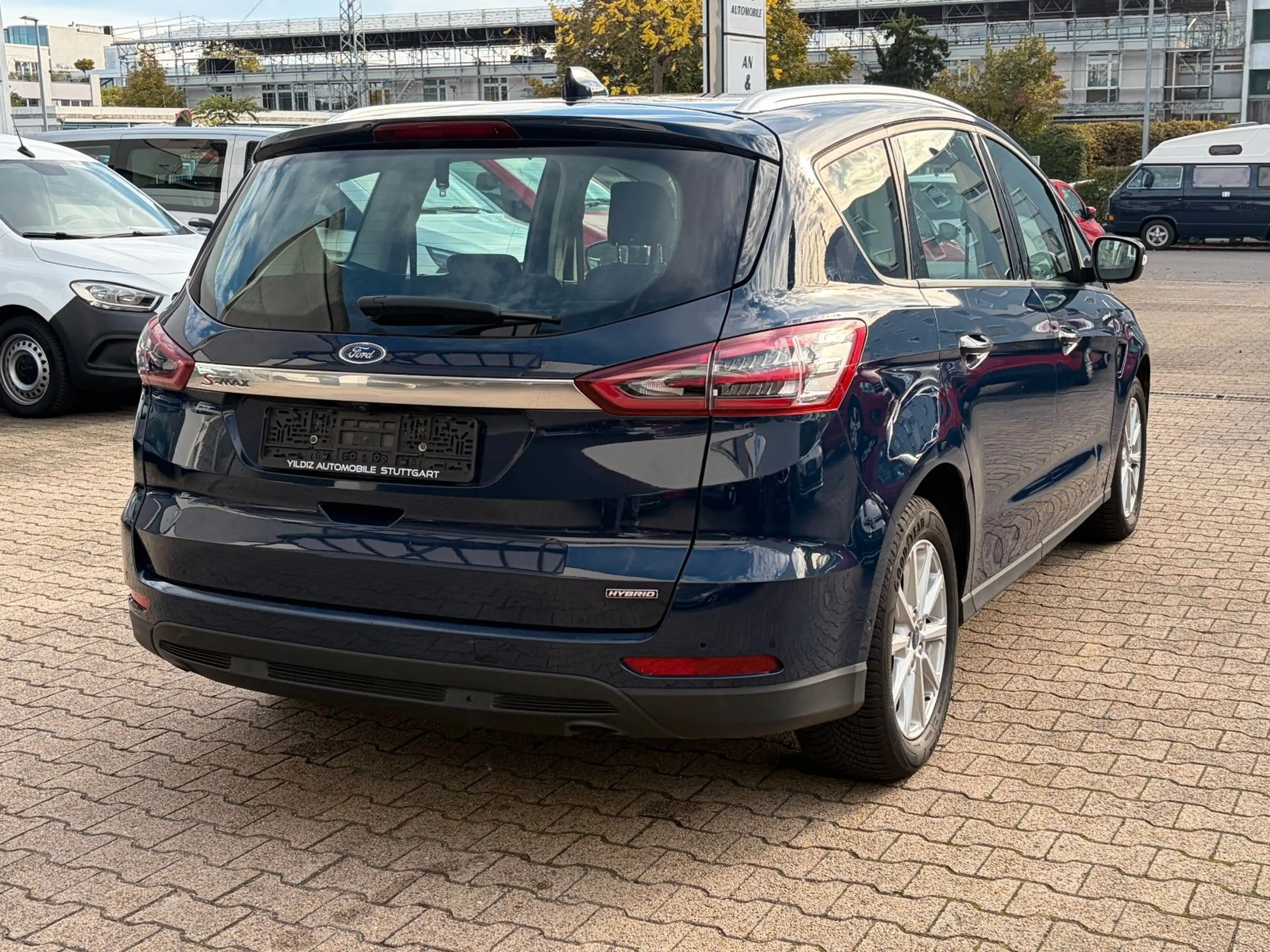 Ford S-Max Hybrid Edition*7-SITZER*SITZHEIZUNG* — photo 6