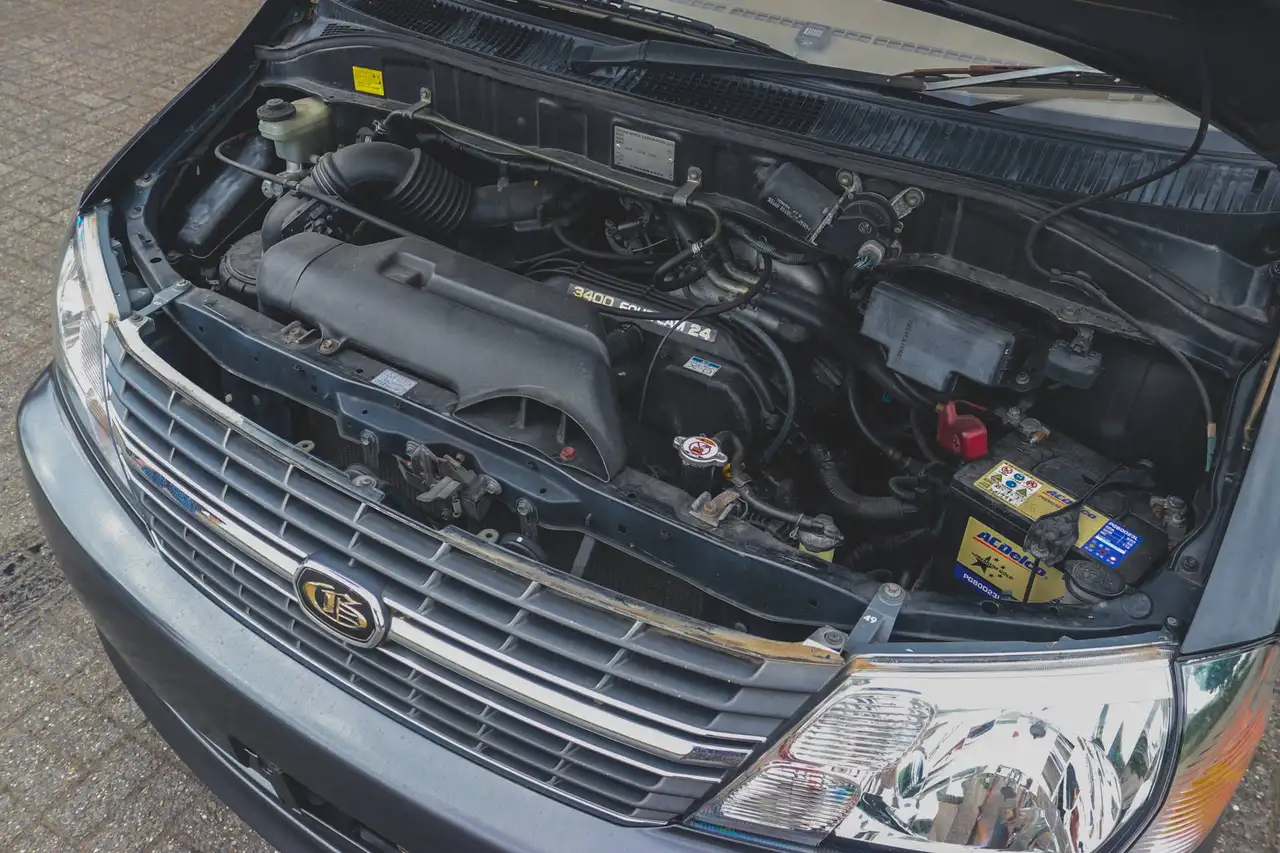Toyota Granvia, foto 12
