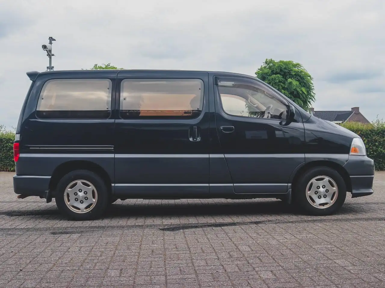 Toyota Granvia, foto 4