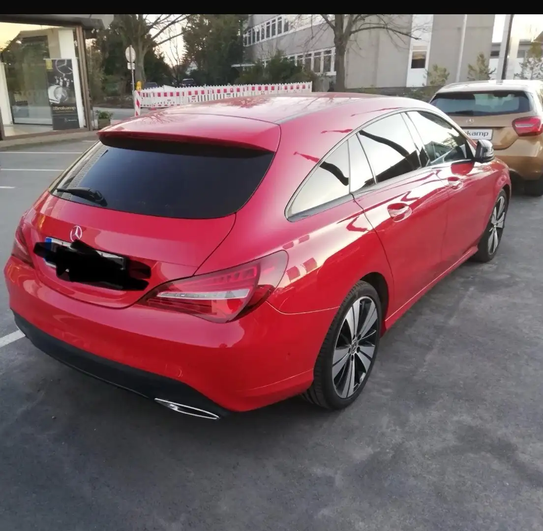 Mercedes-Benz CLA 180 CLA 180 (117.942) Rot - 2