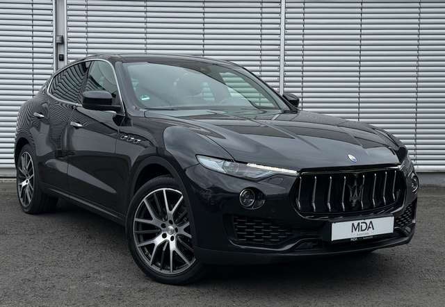 Imagine Maserati Levante 3.0 V6 Diesel 2.HD/KEYGO/21-ZOLL/H&K