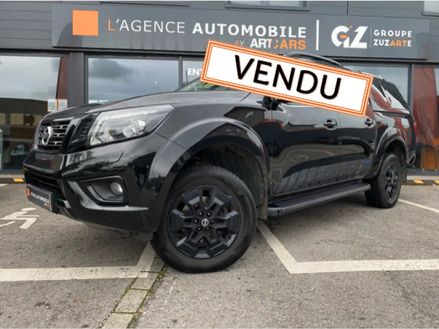 Nissan Navara . Noir - 2