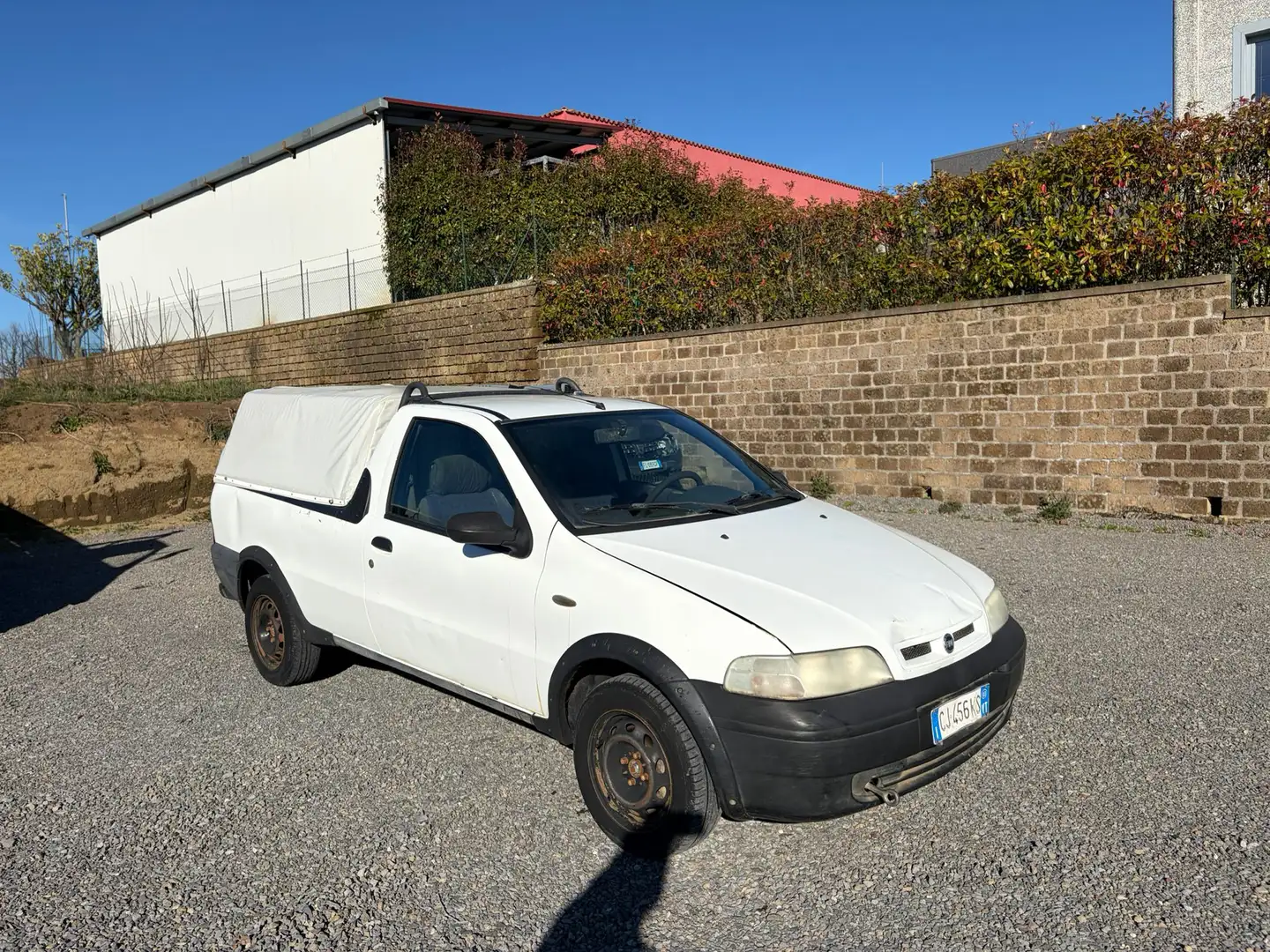 Fiat Strada Weiß - 2