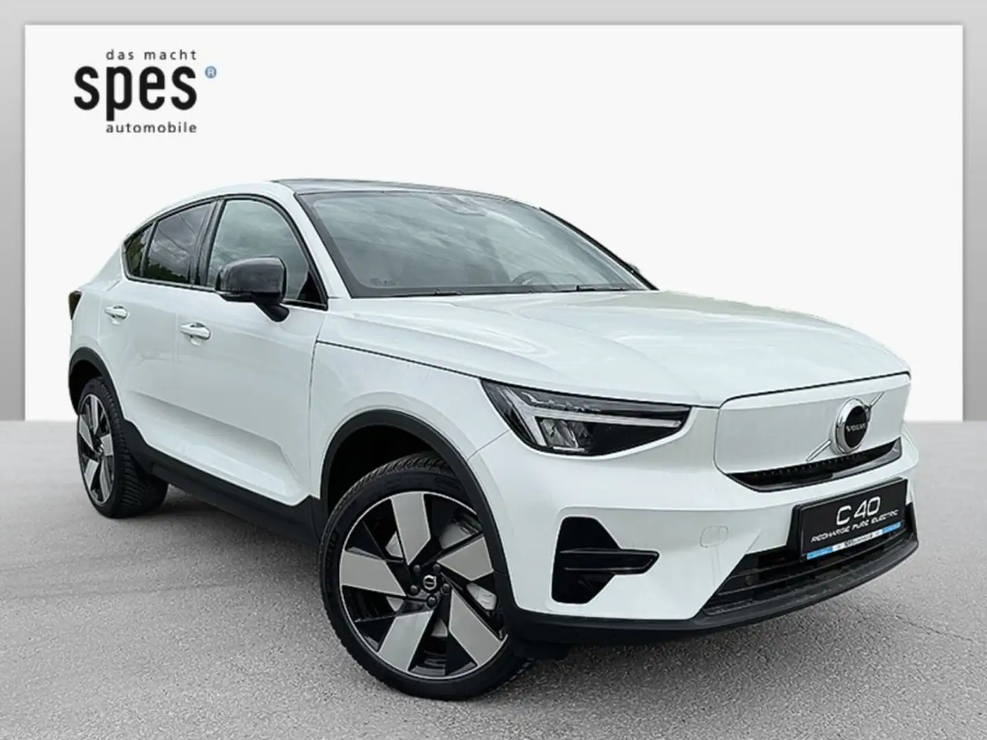 Volvo C40 Recharge Twin Motor Plus Weiß - 1