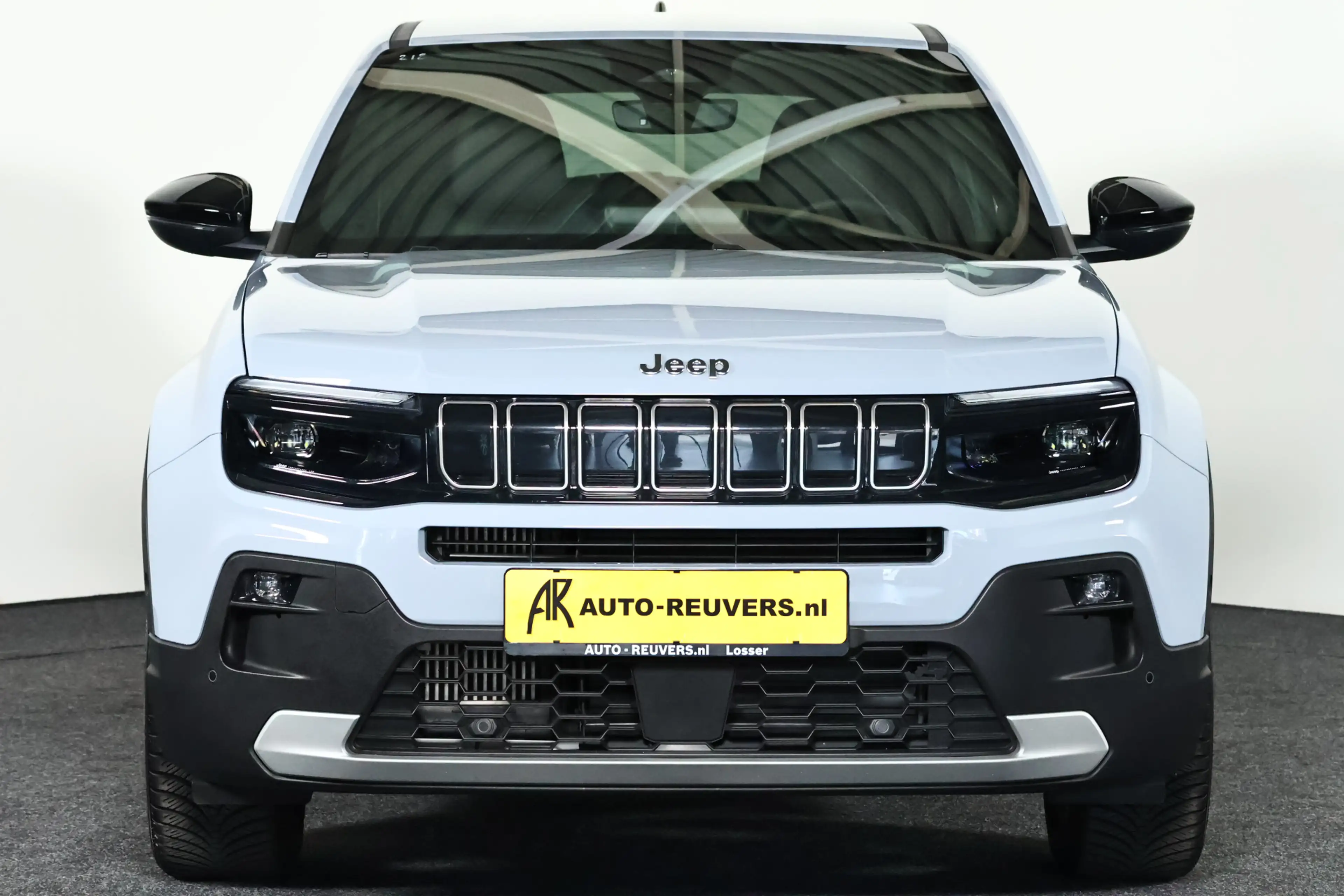 Jeep Avenger 1.2 e-Hybrid Altitude Carplay / LED / ACC / Camera — photo 8