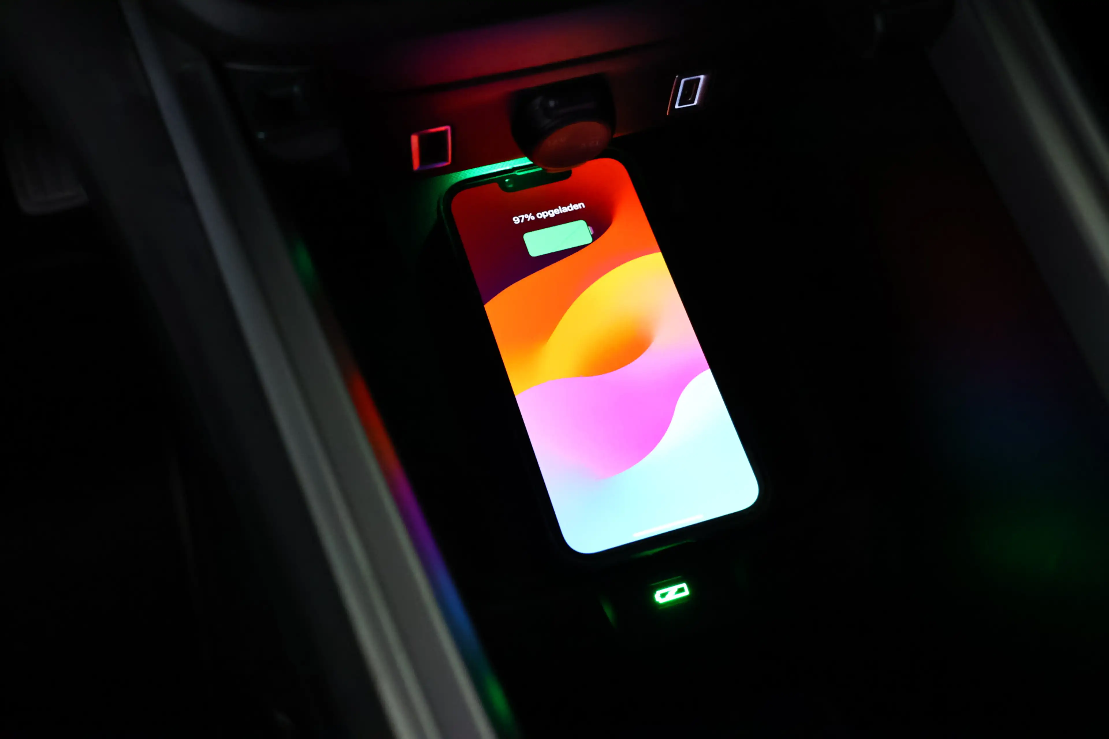 Jeep Avenger 1.2 e-Hybrid Altitude Carplay / LED / ACC / Camera — photo 33
