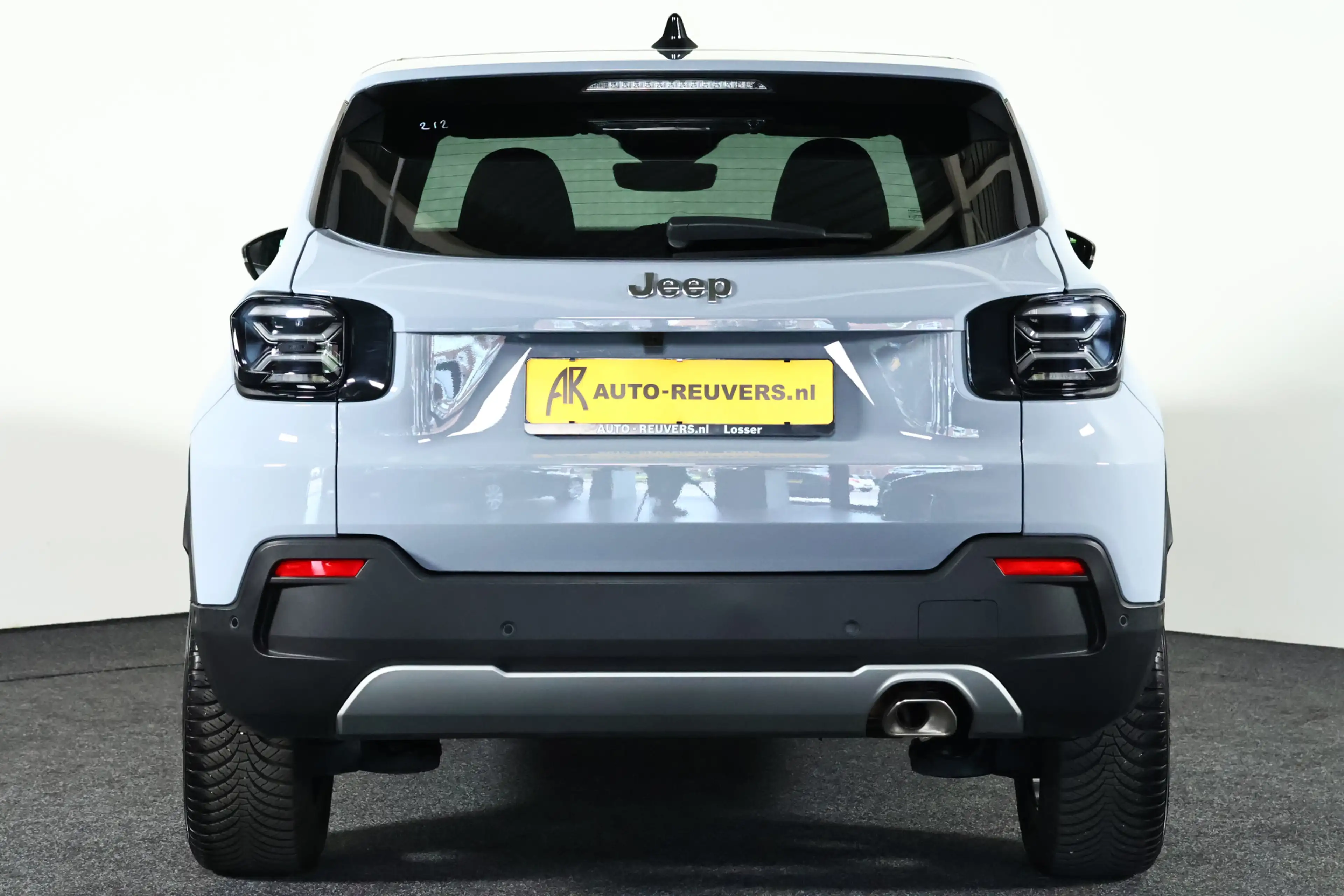 Jeep Avenger 1.2 e-Hybrid Altitude Carplay / LED / ACC / Camera — photo 9