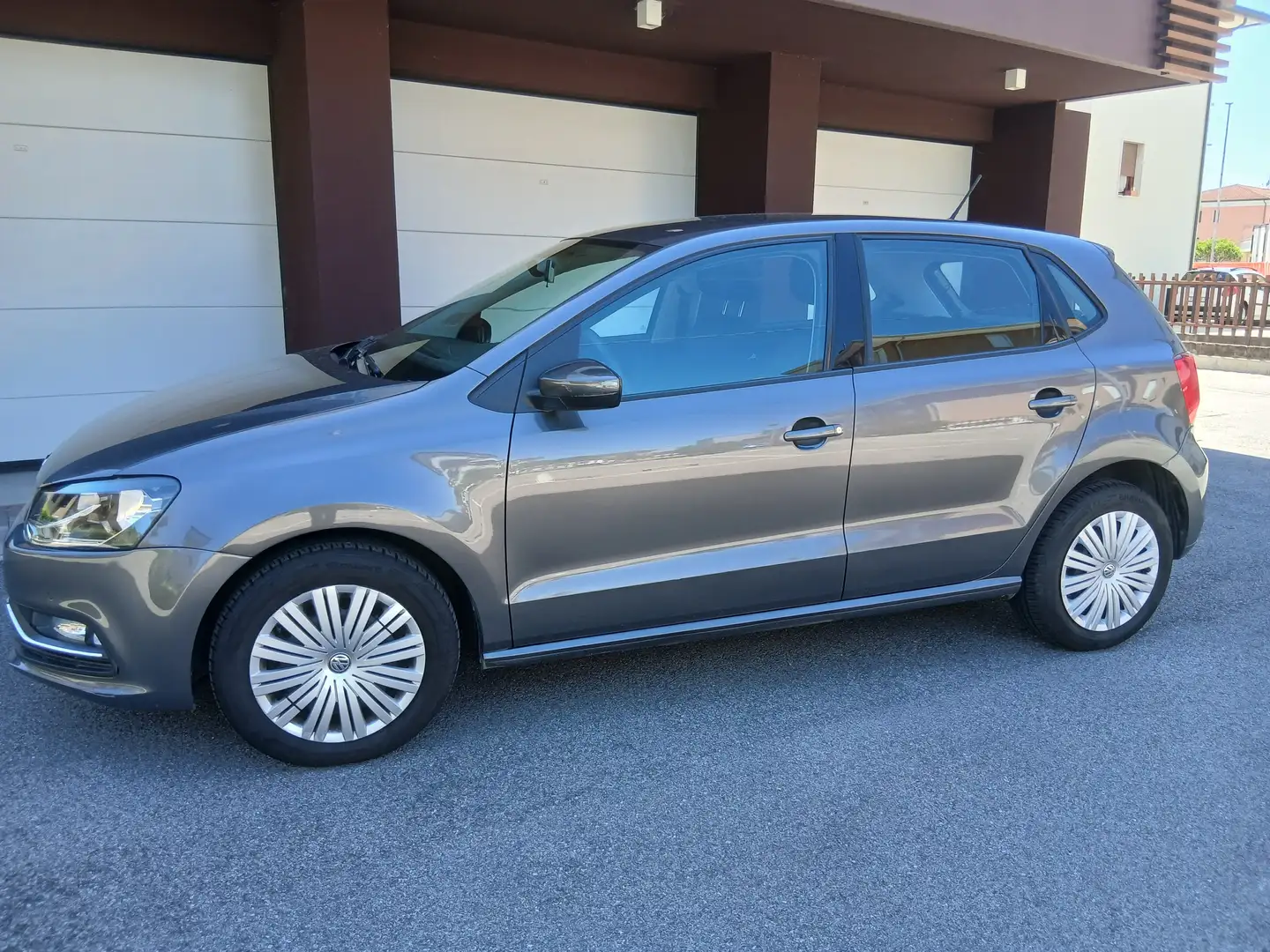 Volkswagen Polo 5p 1.0 mpi Comfortline unico prop tua a € 164 - 2