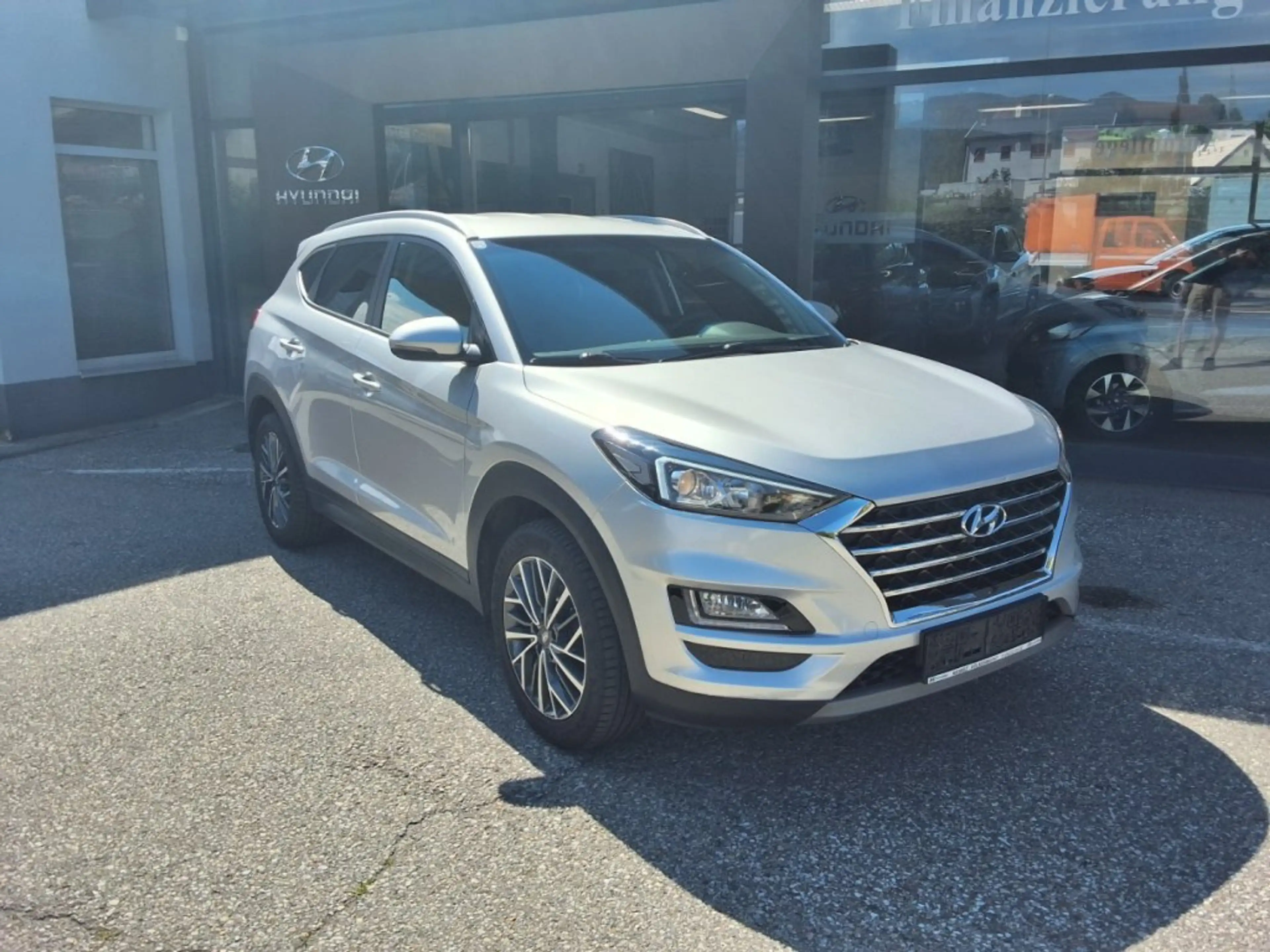 Hyundai TUCSON Level 3 Plus 1,6 CRDi 4WD MT t0b35a