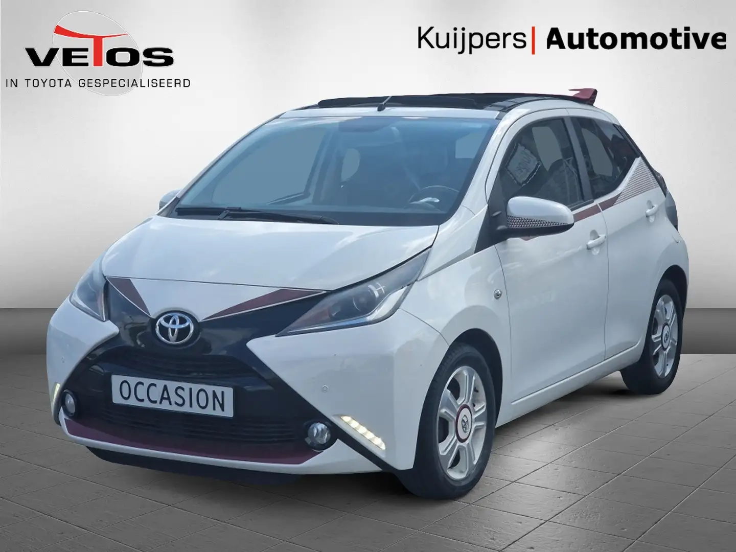 Toyota Aygo 1.0 VVT-i x-pose Cabrio Wit - 1