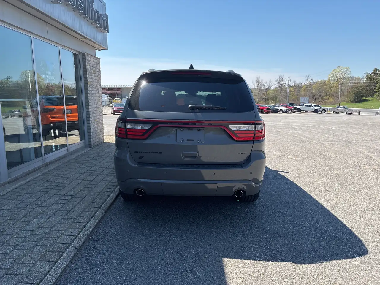 Dodge Durango снимка Dodge Durango